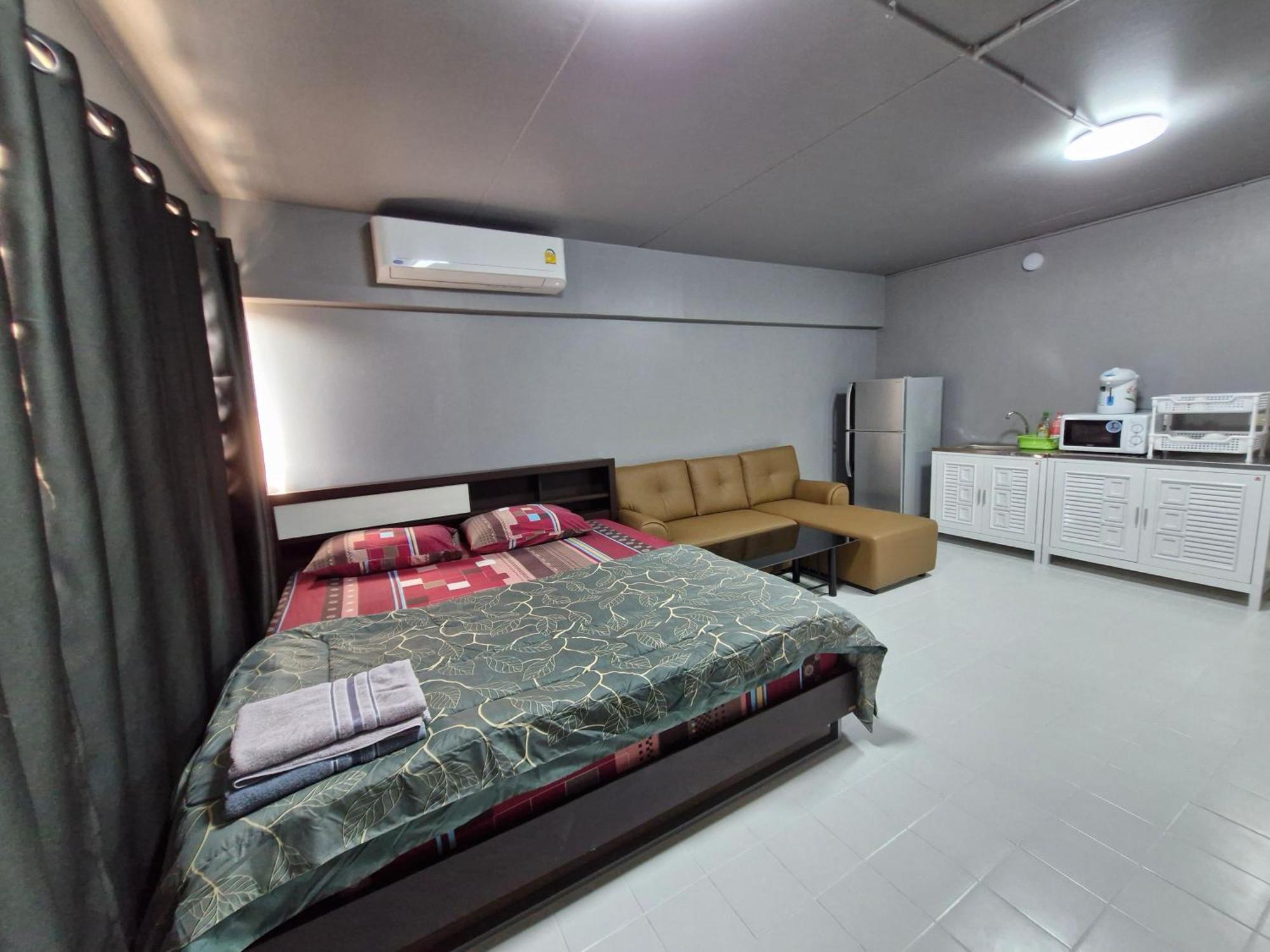 Apartment ห้องพักรายวัน เมืองทองธานี เรือนศรีตรัง *