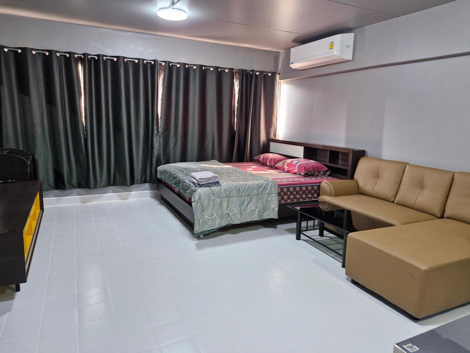 ห้องพักรายวัน เมืองทองธานี เรือนศรีตรัง Apartment Ban Bang Phang