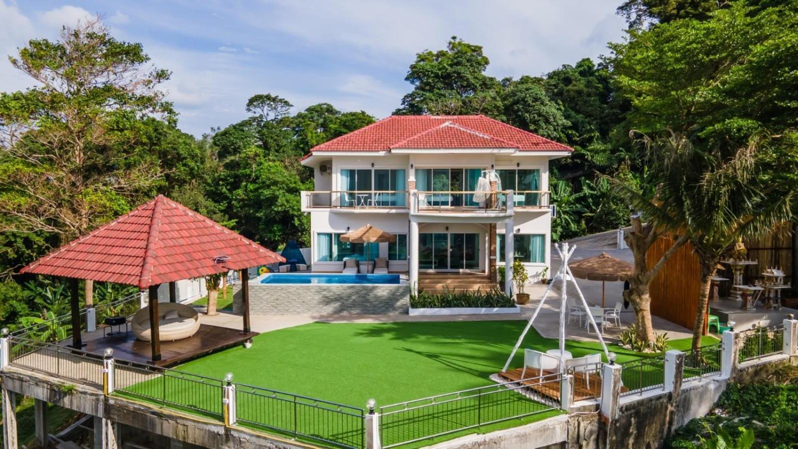 Villa Breathtaking Ocean View 4br Katabb With Infinity Pool In Tropical Paradise