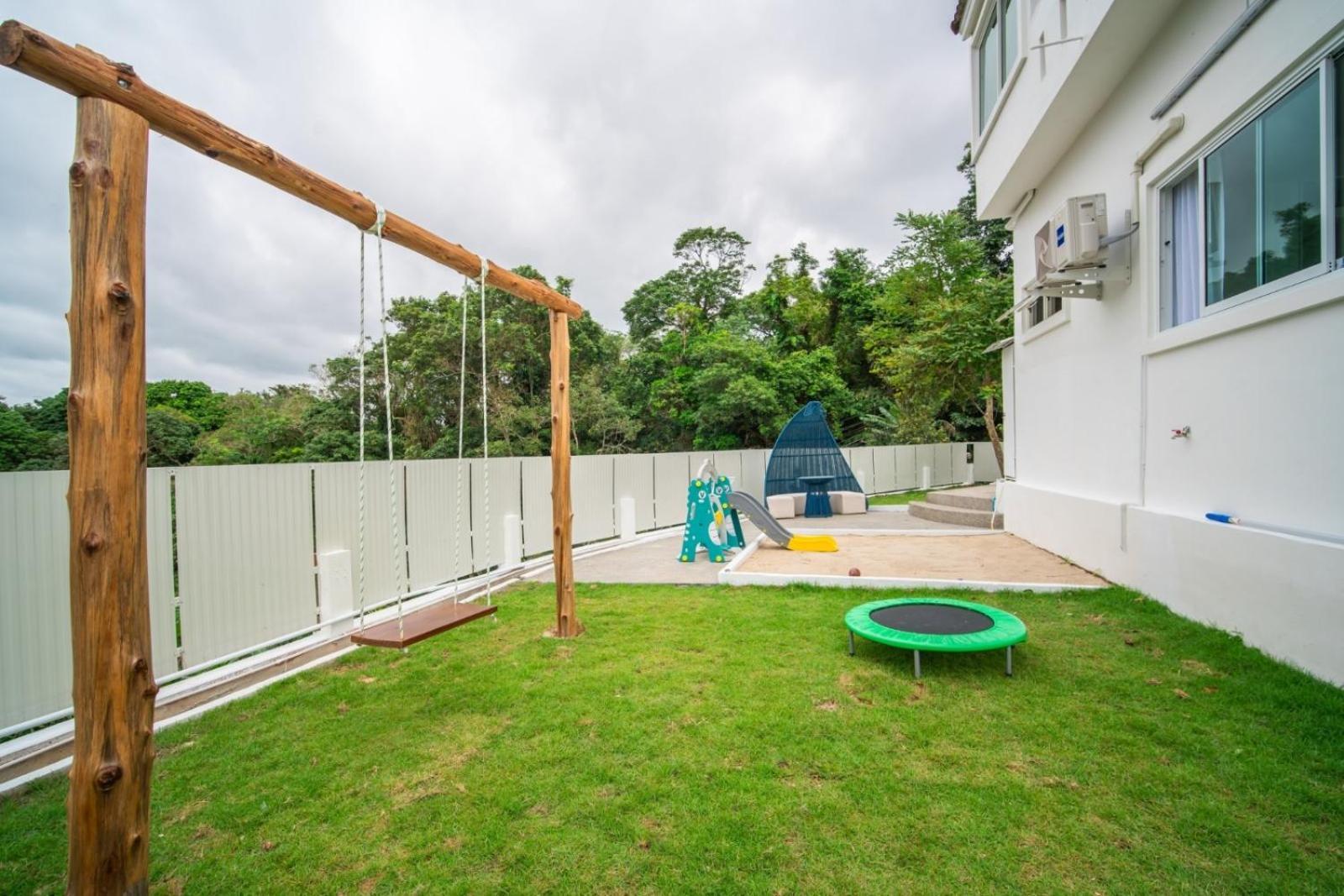 Villa Breathtaking Ocean View 4br Katabb With Infinity Pool In Tropical Paradise Ban Kata