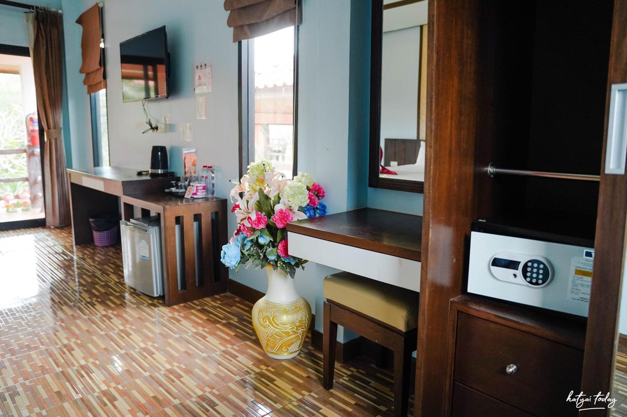 Hotel Chomview Lanta Water Park 3*