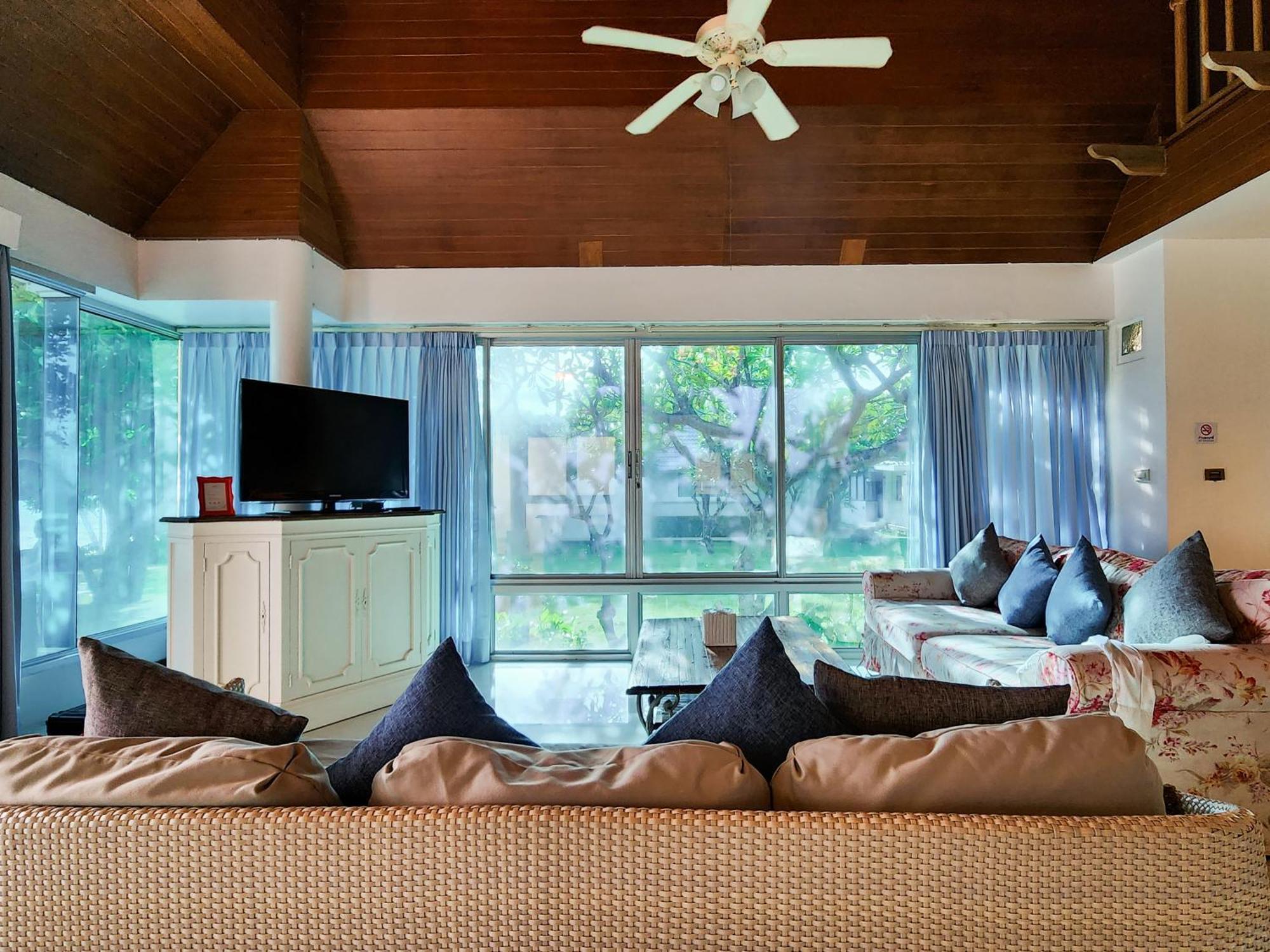 Resort Bandara On Sea, Rayong 4*