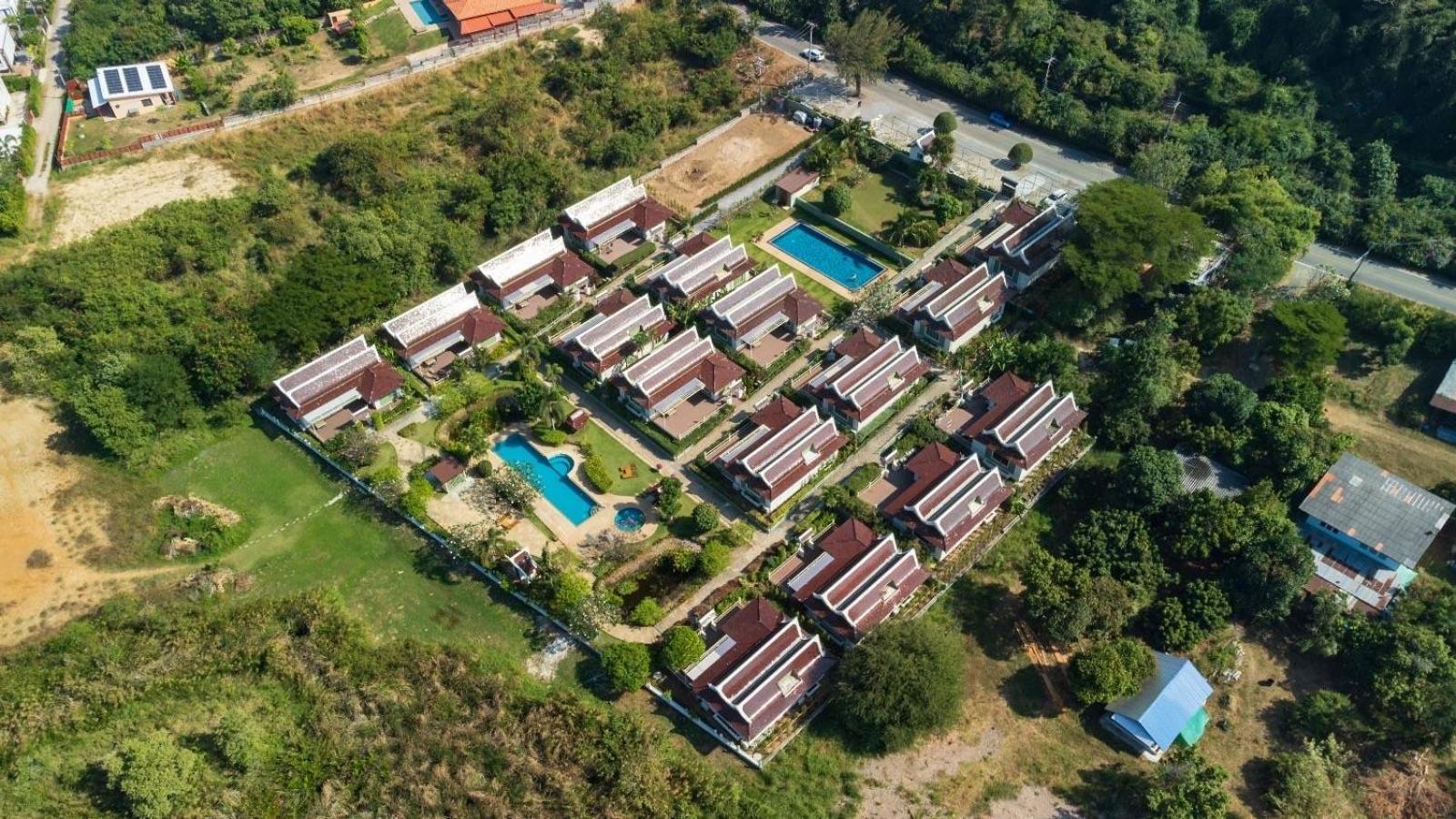 Thirty Degrees In February, Khao Tao, Hua Hin *