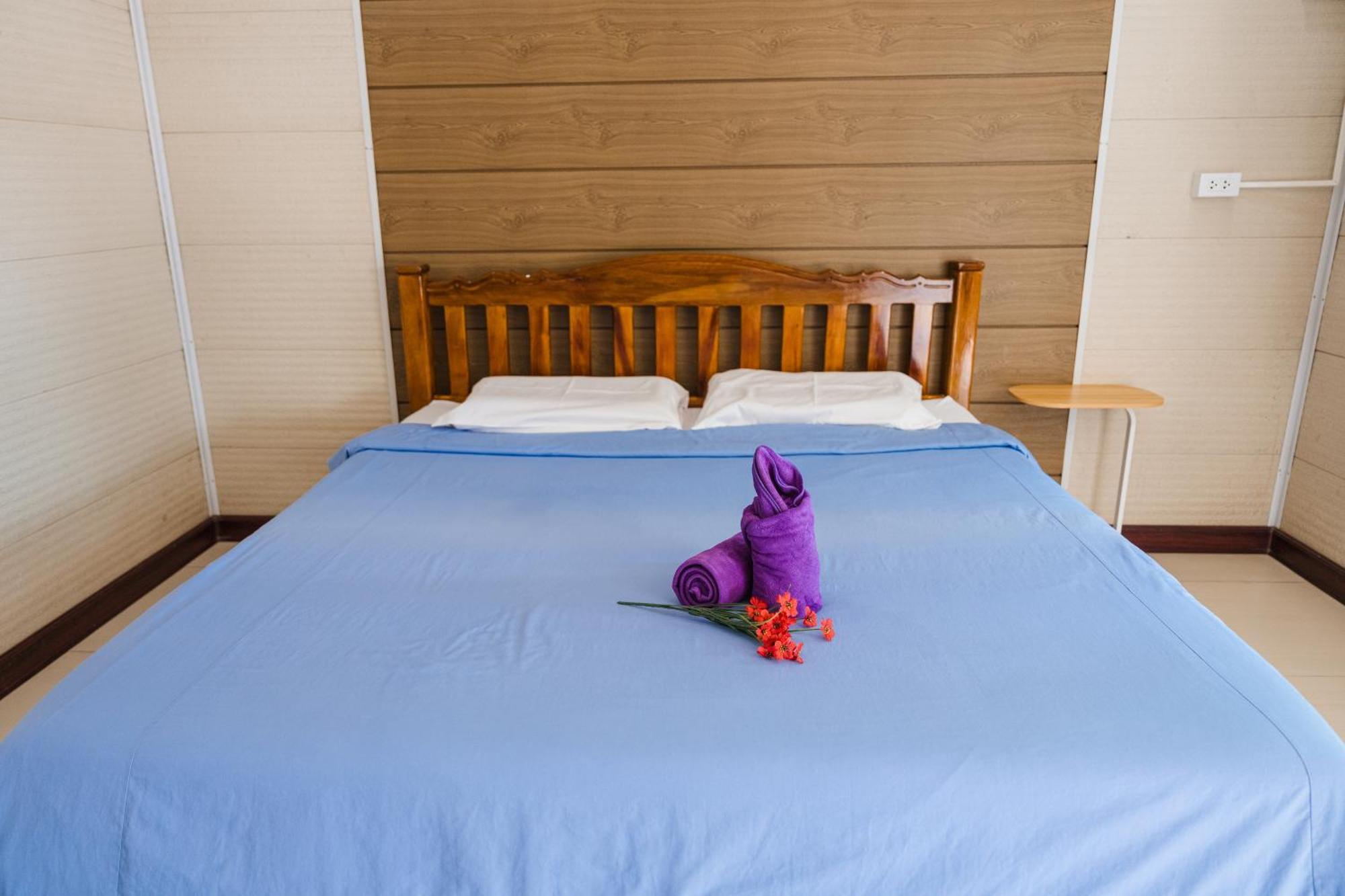 Baan Sabuy Jung Hotel 2*