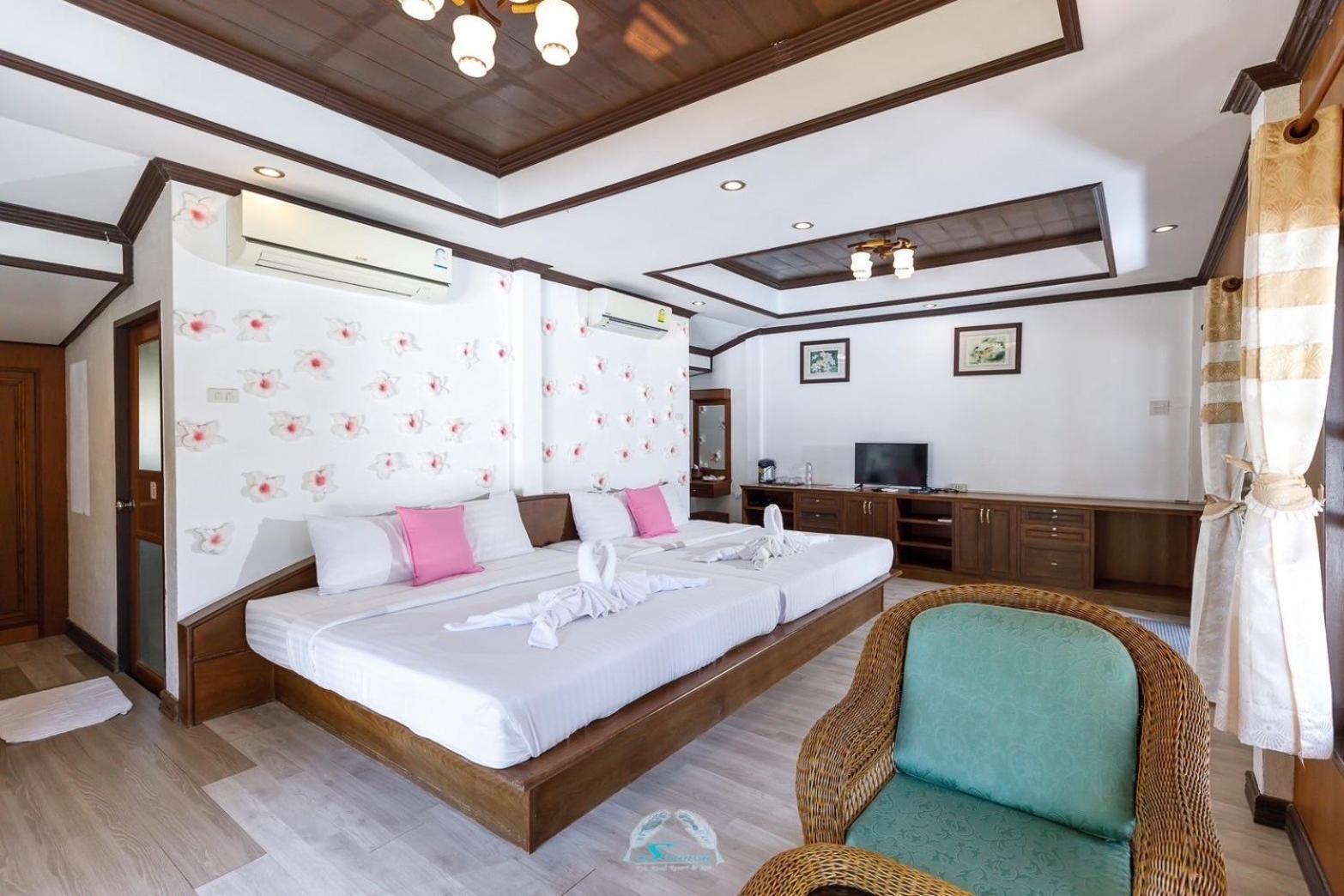 Suanya Kohkood And Resort 3*
