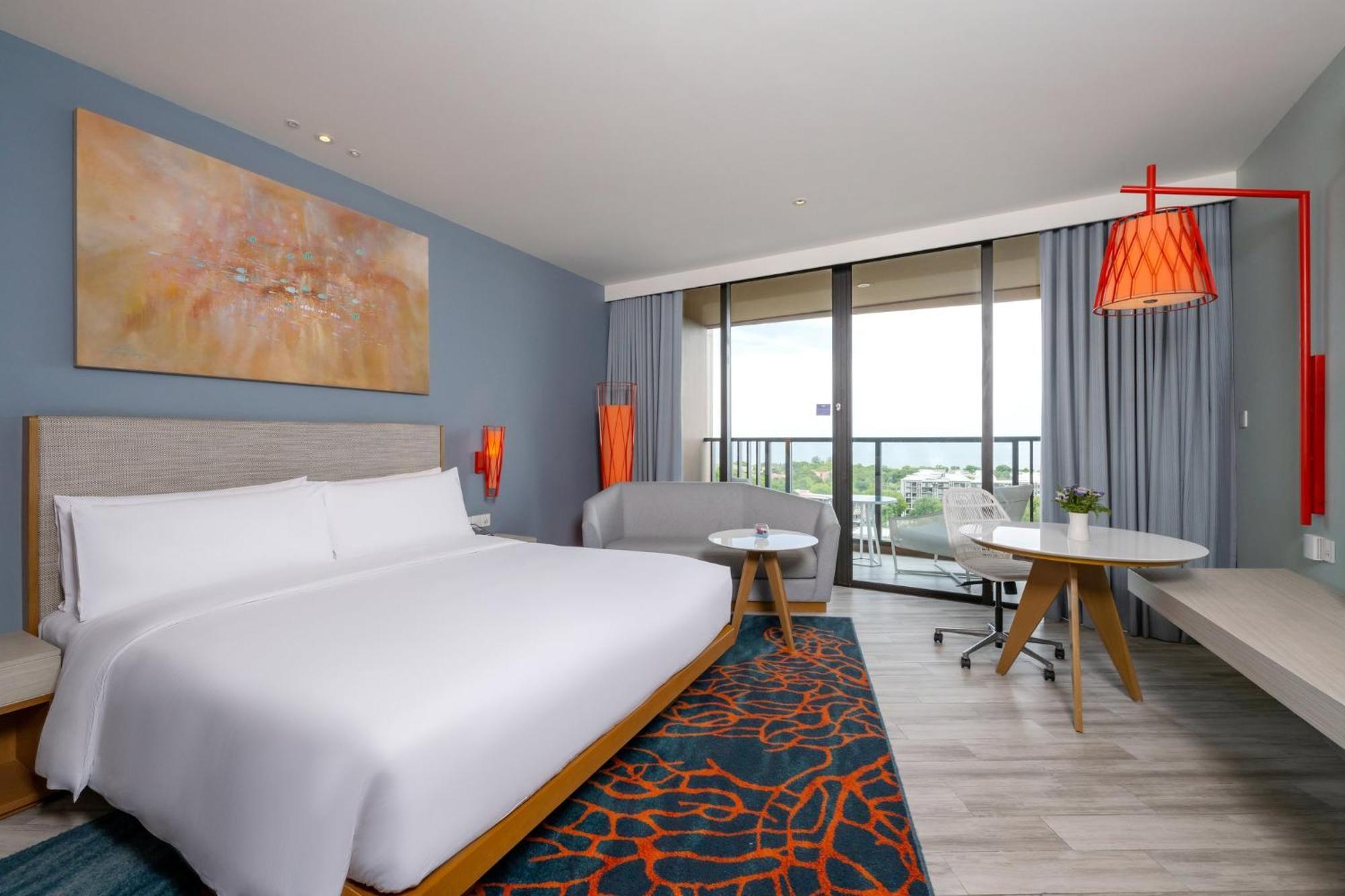 Vana Nava Hua Hin, An Ihg 5* HHQ