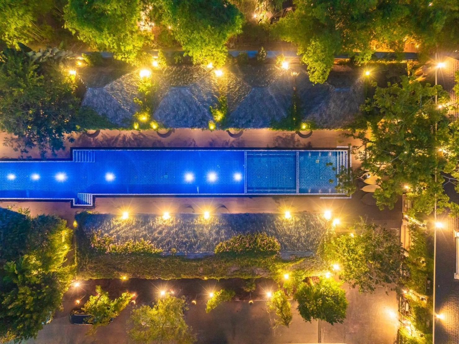 Khum Damnoen 4*
