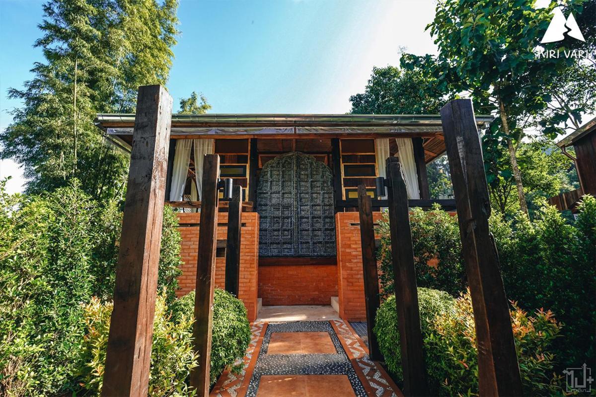 Chalet Kiri Vari Boutique At Sapan
