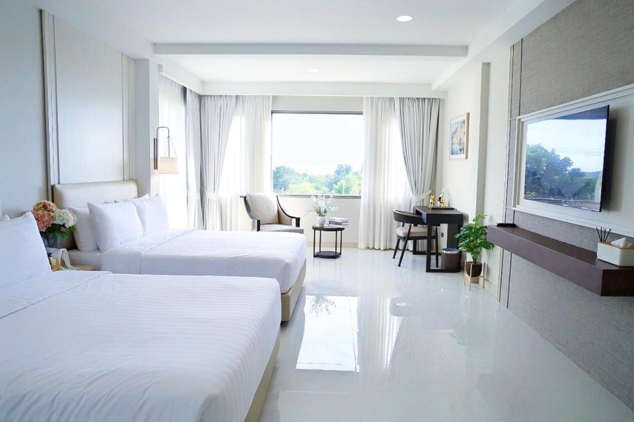 The Navy House Hotel