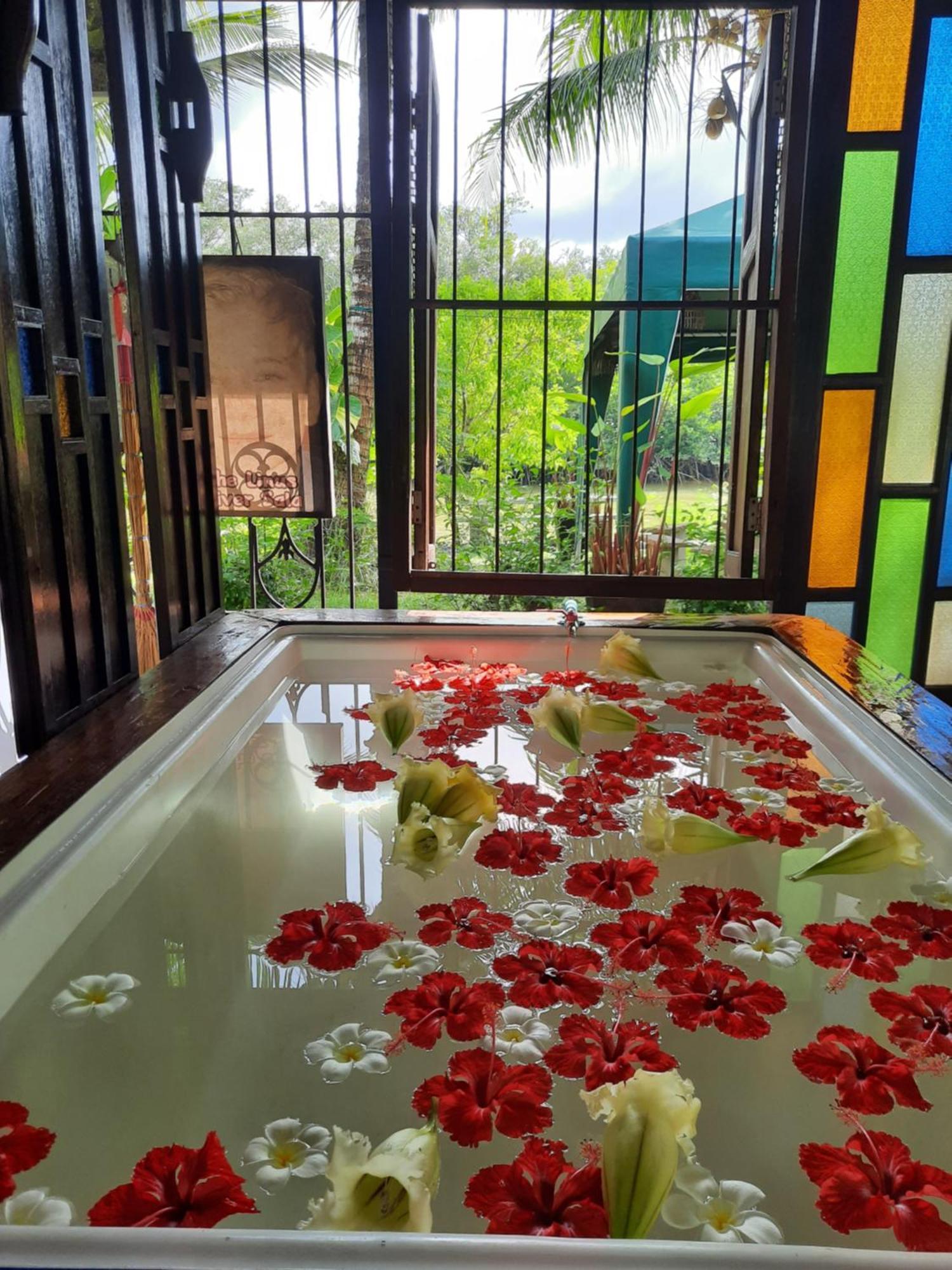 Bed & Breakfast Baan Rim Tarn