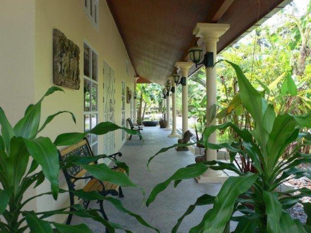 Bed & Breakfast Baan Rim Tarn Takuapa