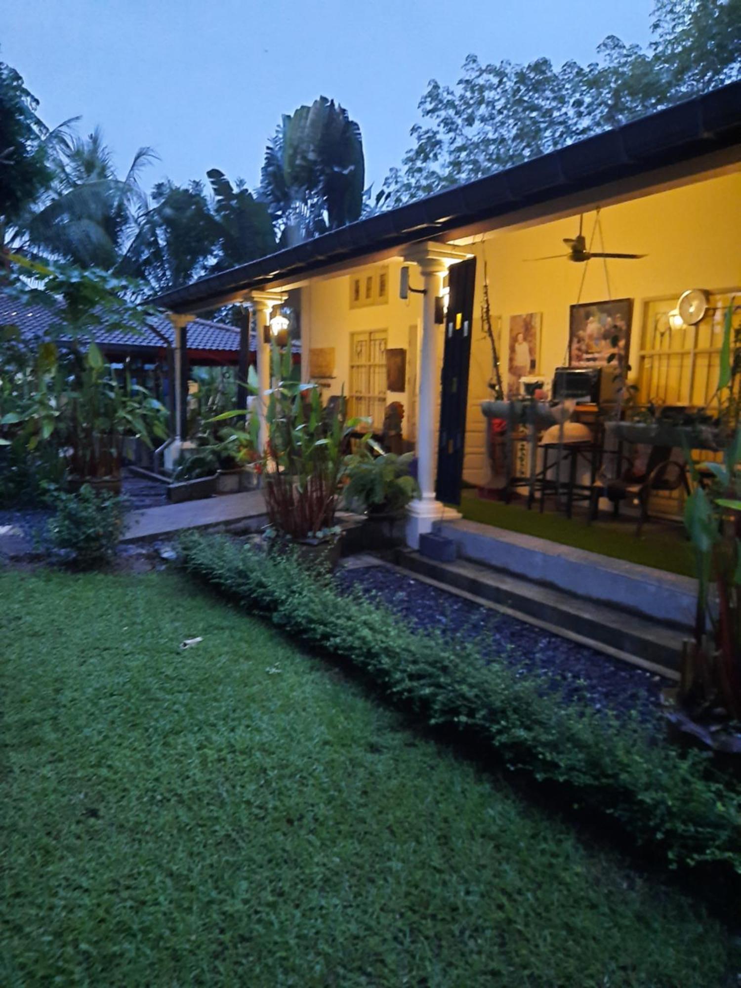 Bed & Breakfast Baan Rim Tarn *