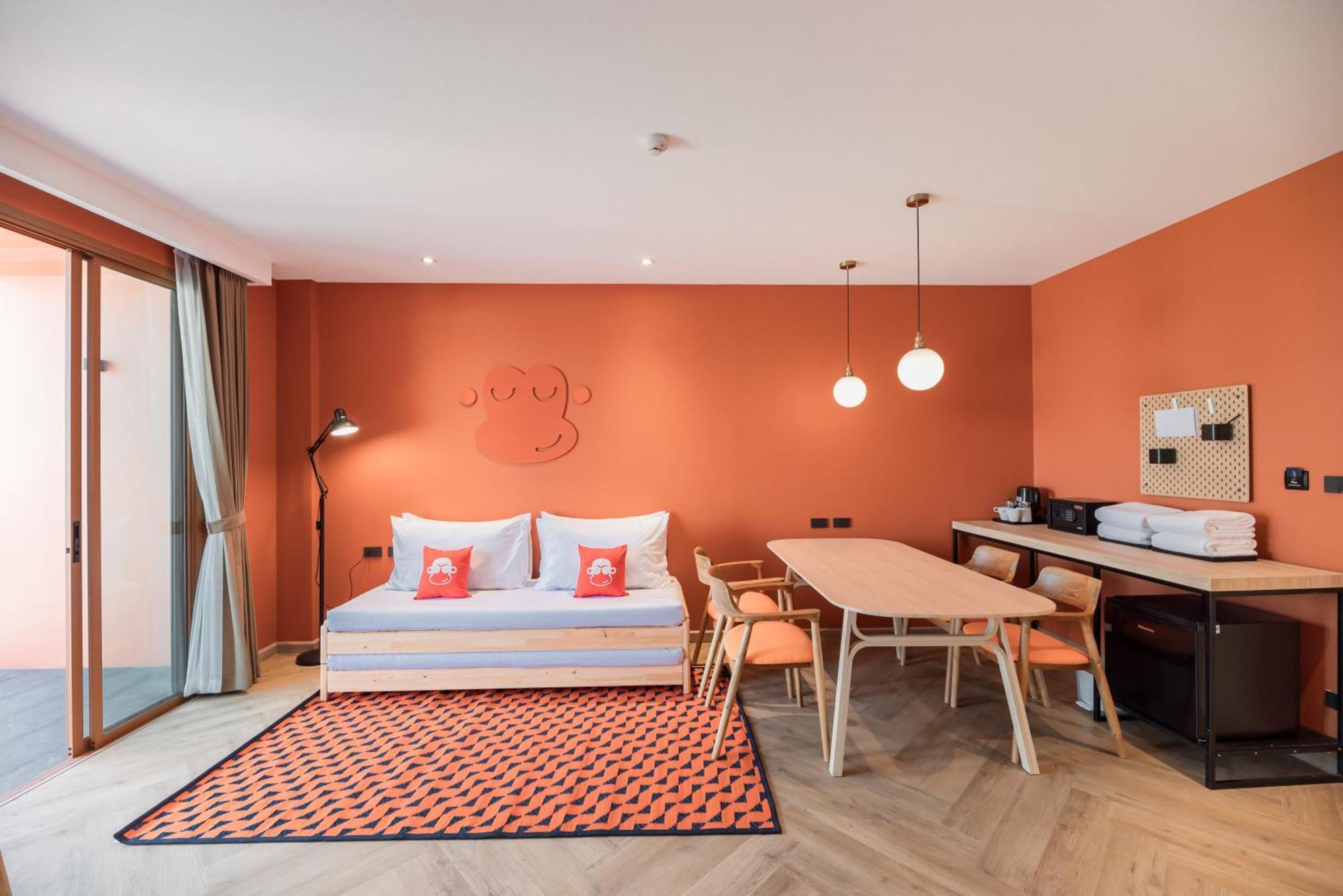 Hotel Blu Monkey Hub And Bang Saen