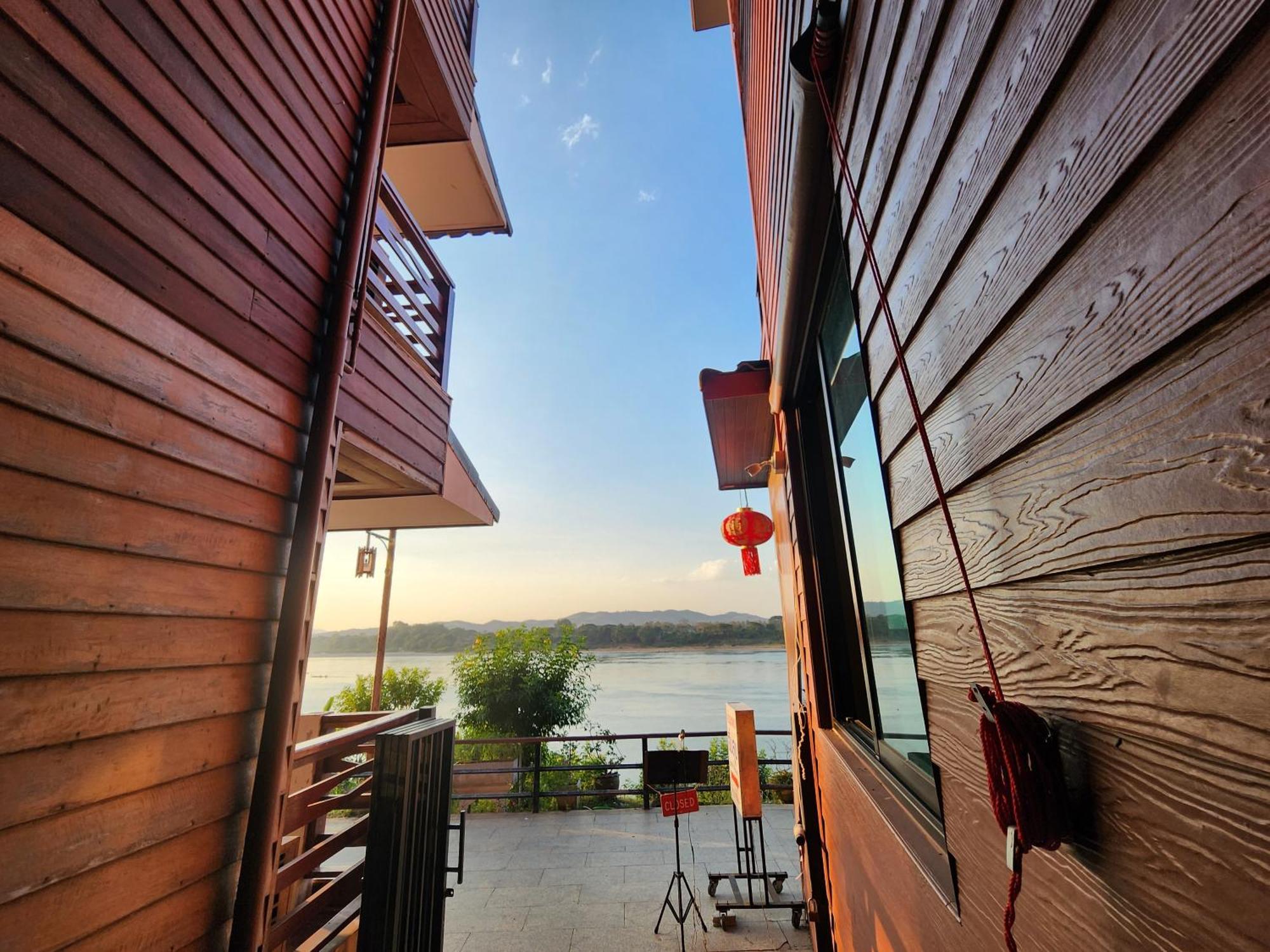 Suksomboonhotel 3* Loei
