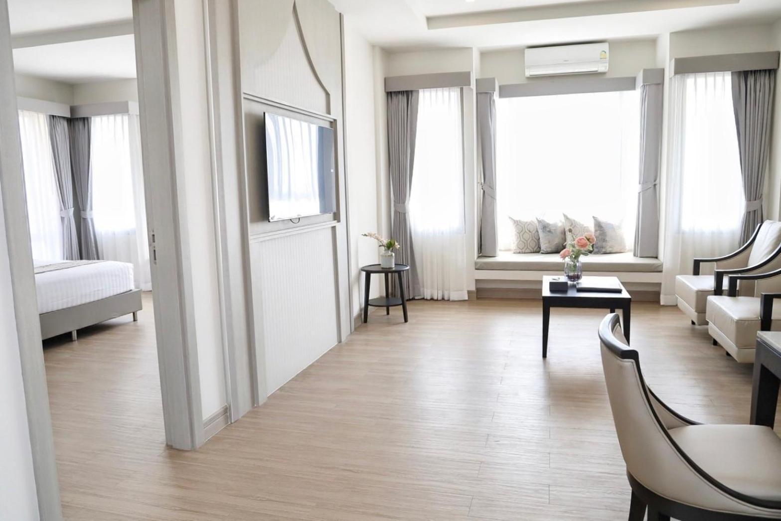 The Navy House Hotel 3*