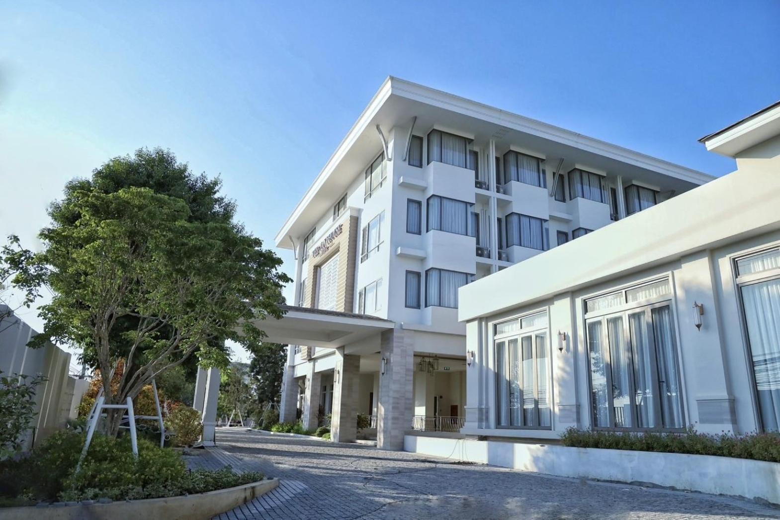 Hotel The Navy House