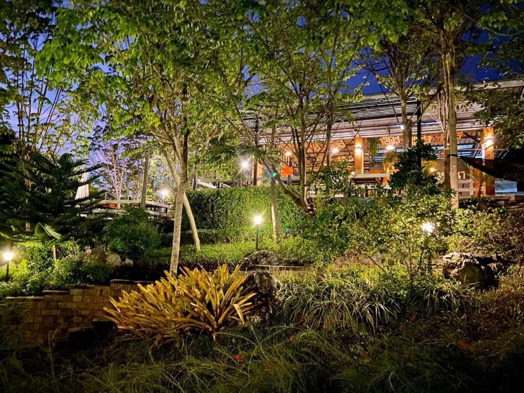 Bangnu Greenery * Takua Thung