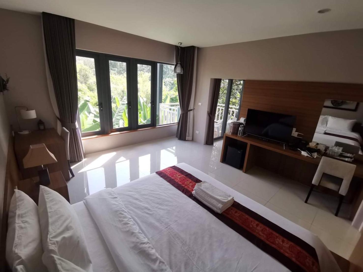 Bangnu Greenery Resort Takua Thung