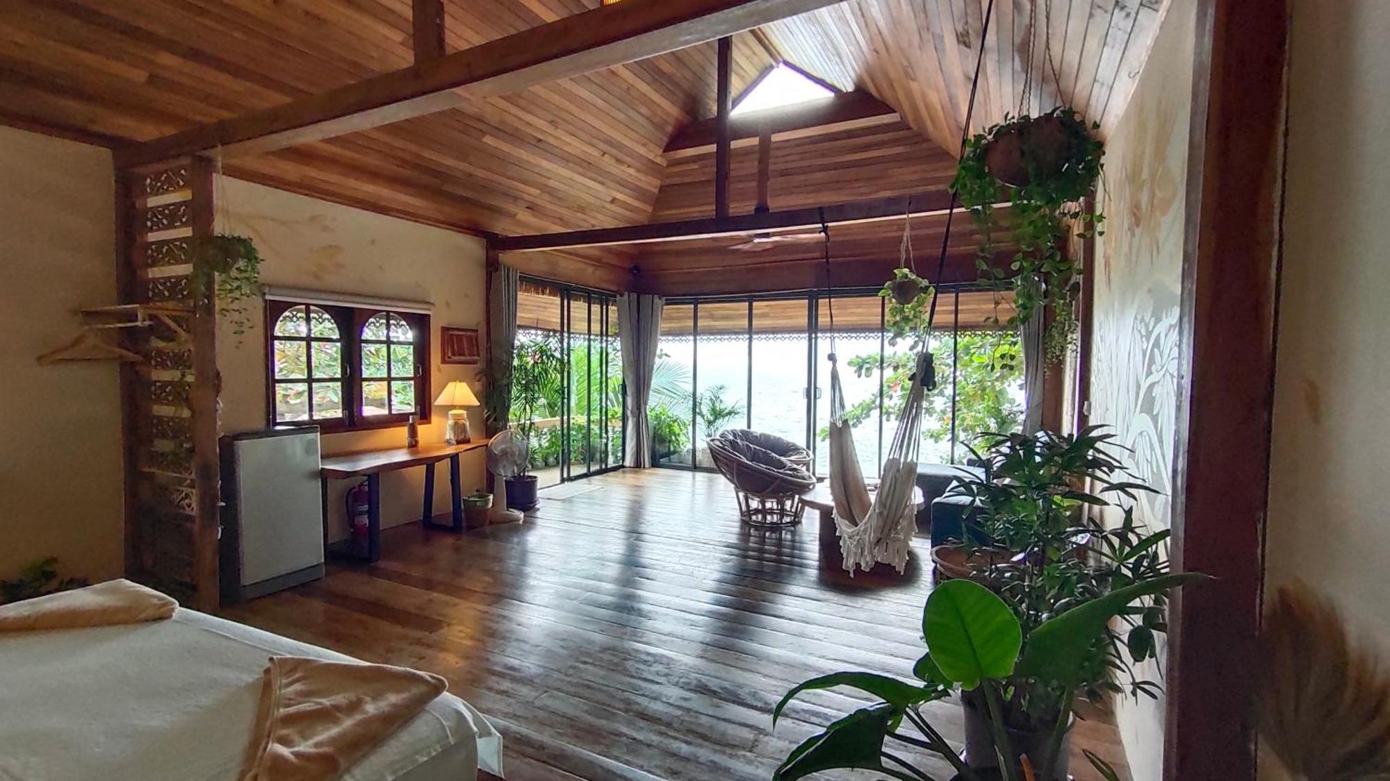 Resort Why Nam *