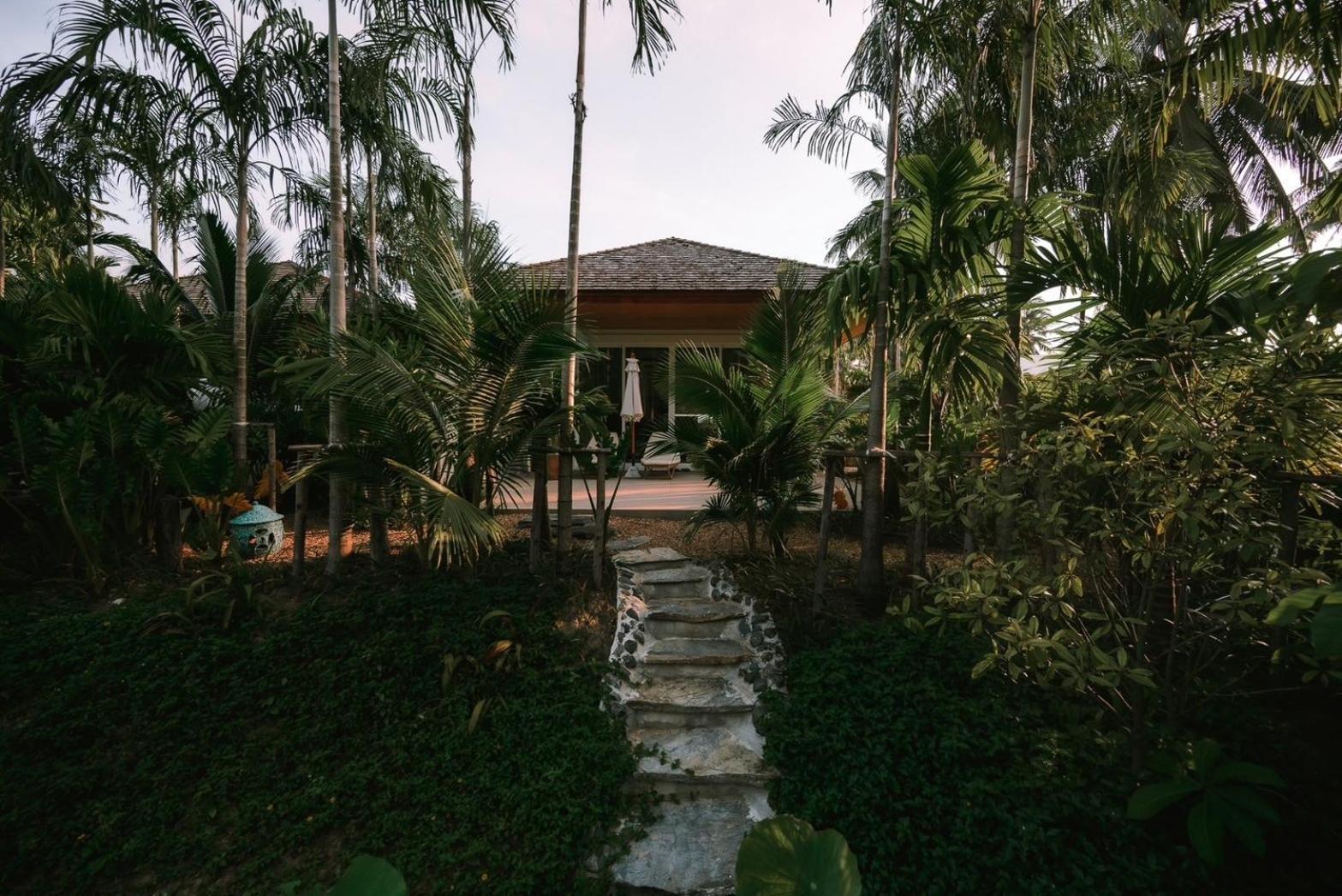 Thammachard29 Baangrood Resort