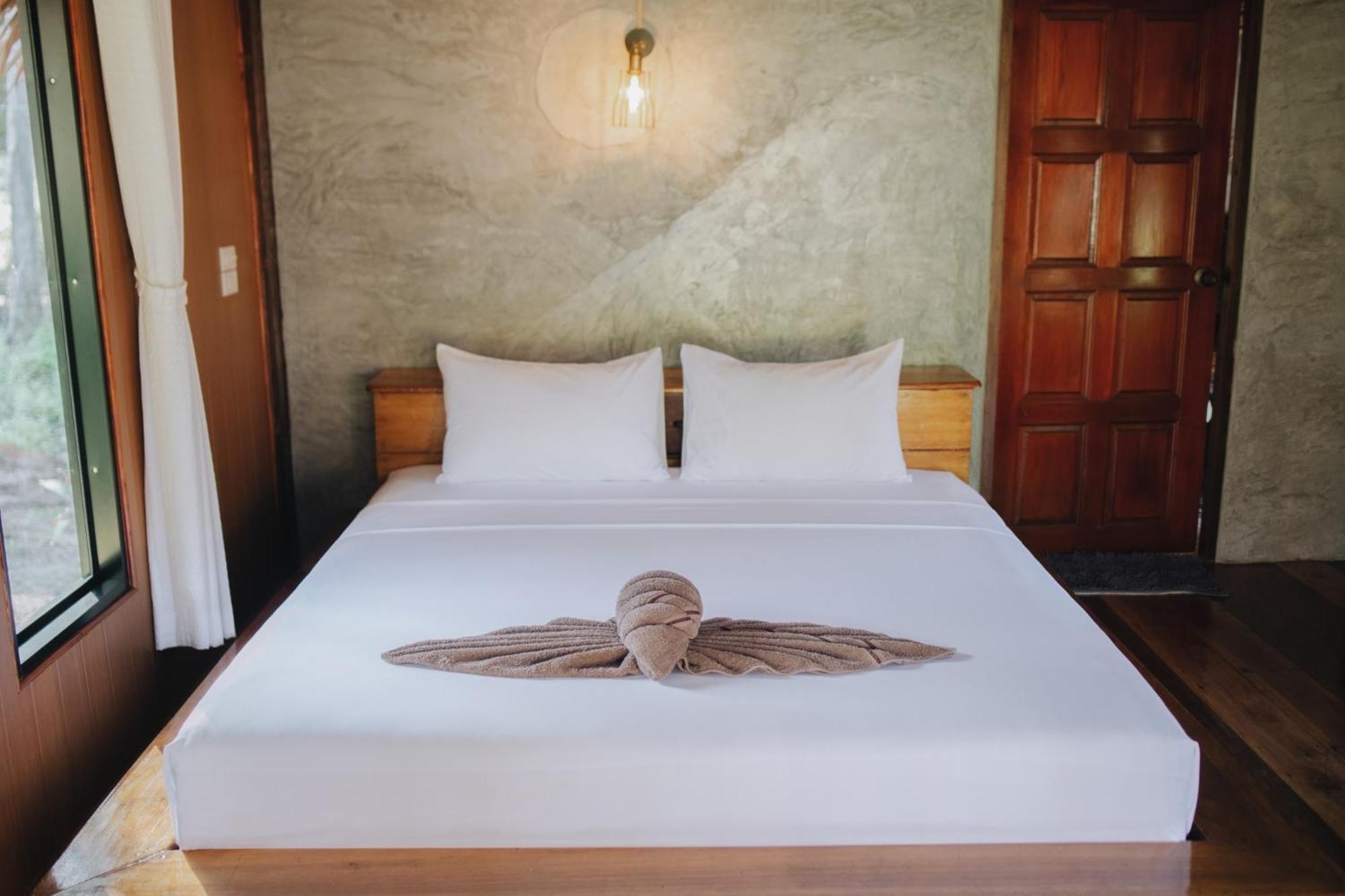 Coco Canopy Boutique Resort Koh Jum