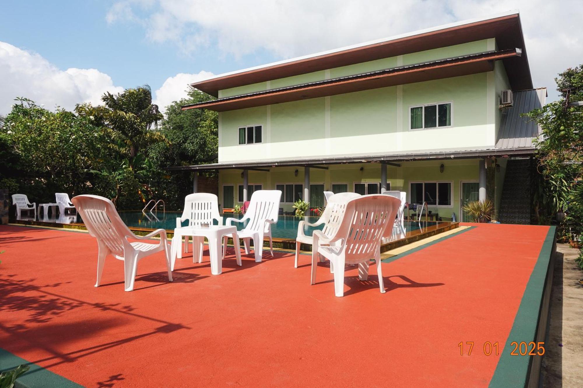 Hostel Subsavet Village Ko Pha Ngan