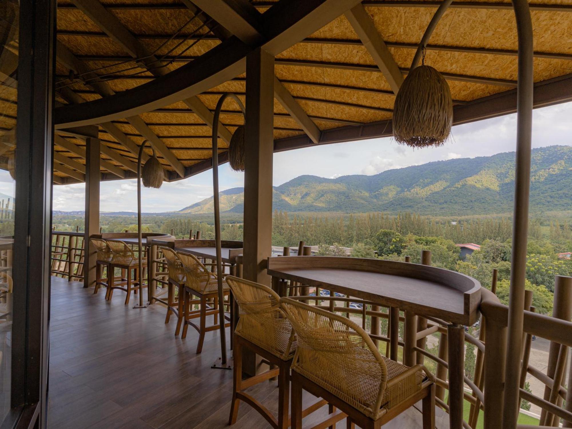Dusitd2 Khao Yai Hotel 4*