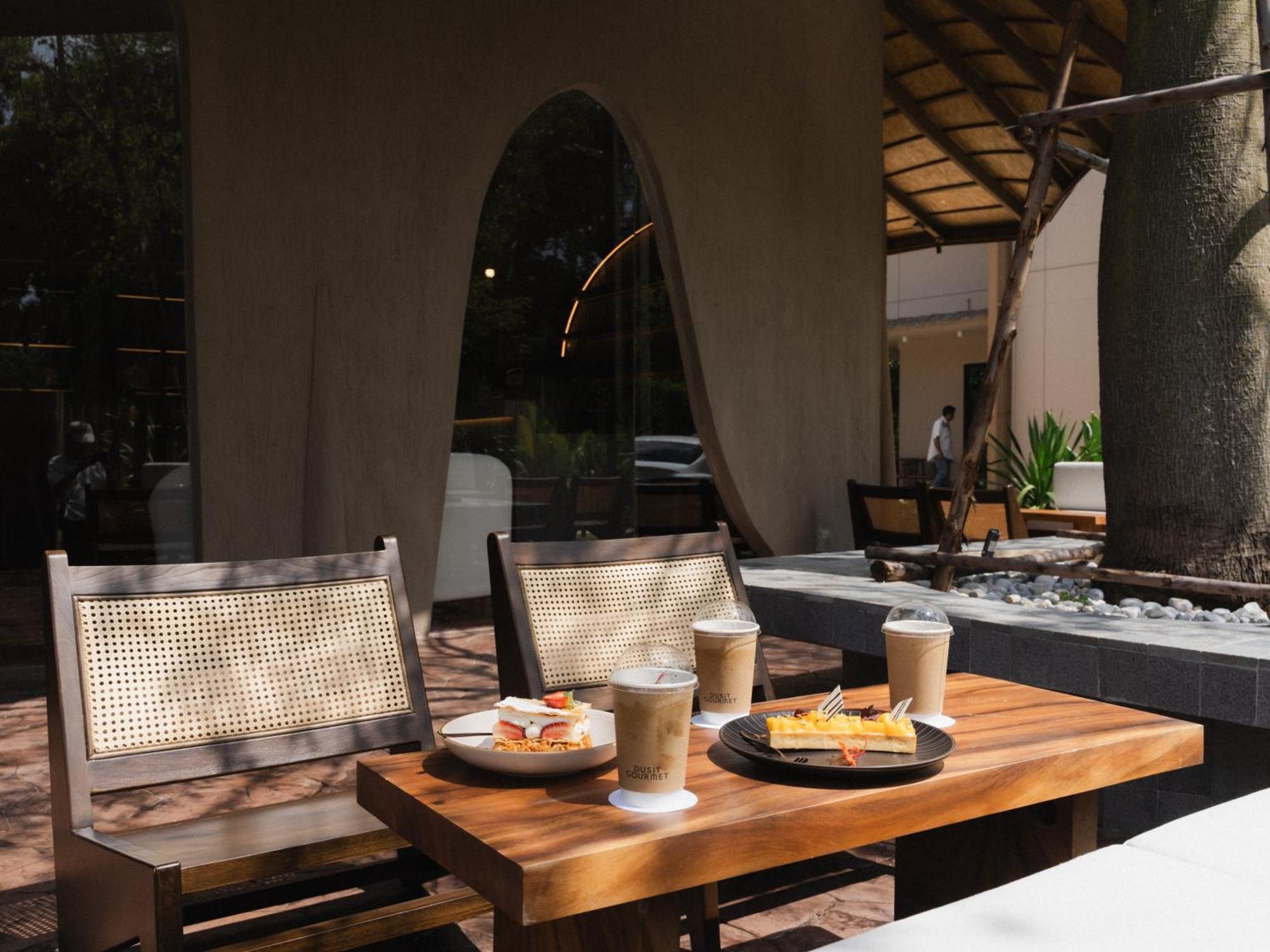 Dusitd2 Khao Yai Mu Si