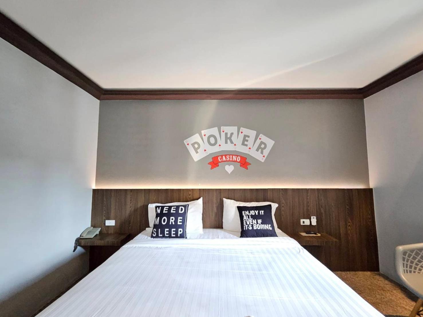 Paramount Palace Dannok Hotel Sadao