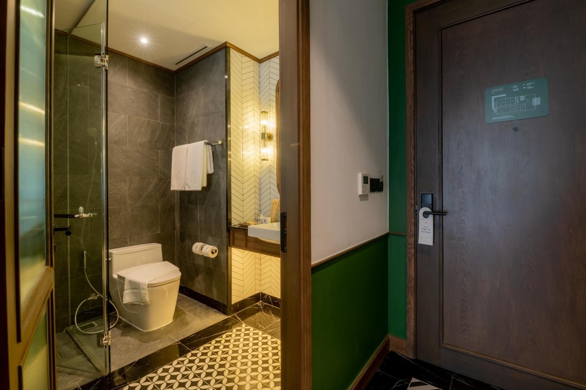 Moco Hotel