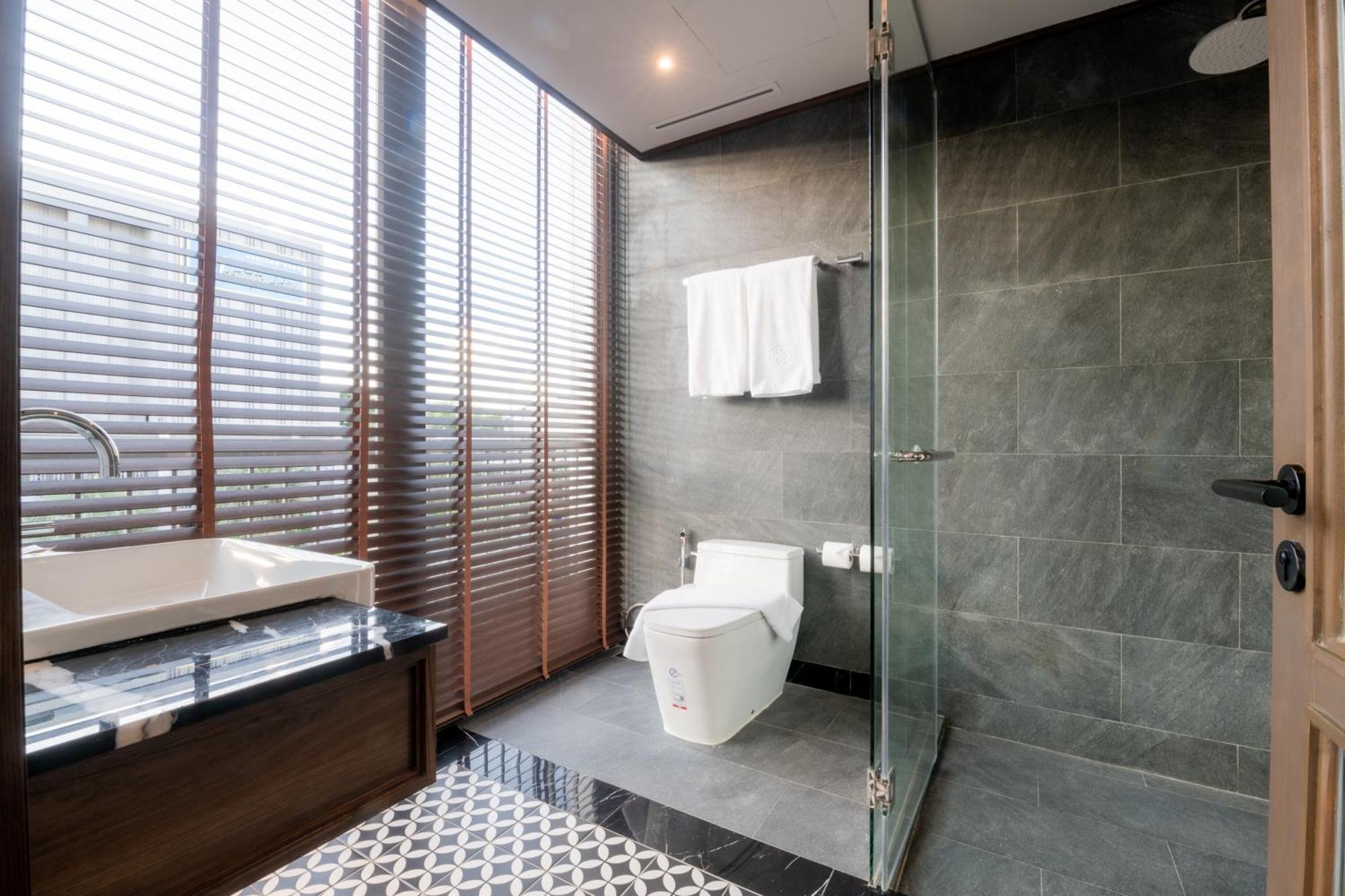 Hotel Moco 4*