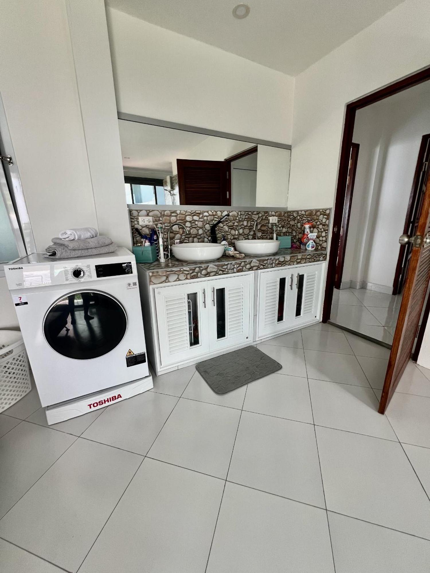 Long Oceanview Il Apartment