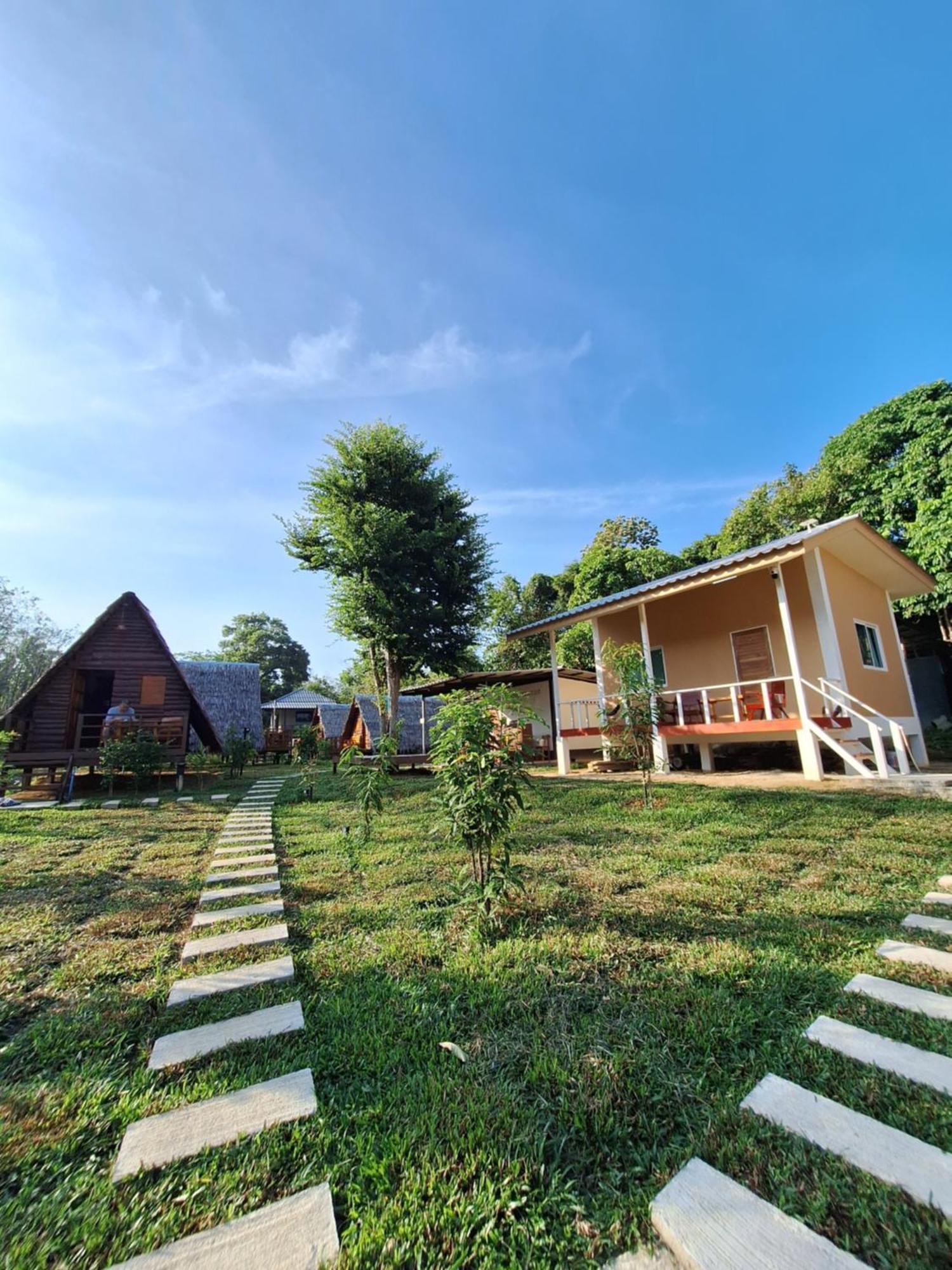 Phu Aunna Resort Koh Phayam