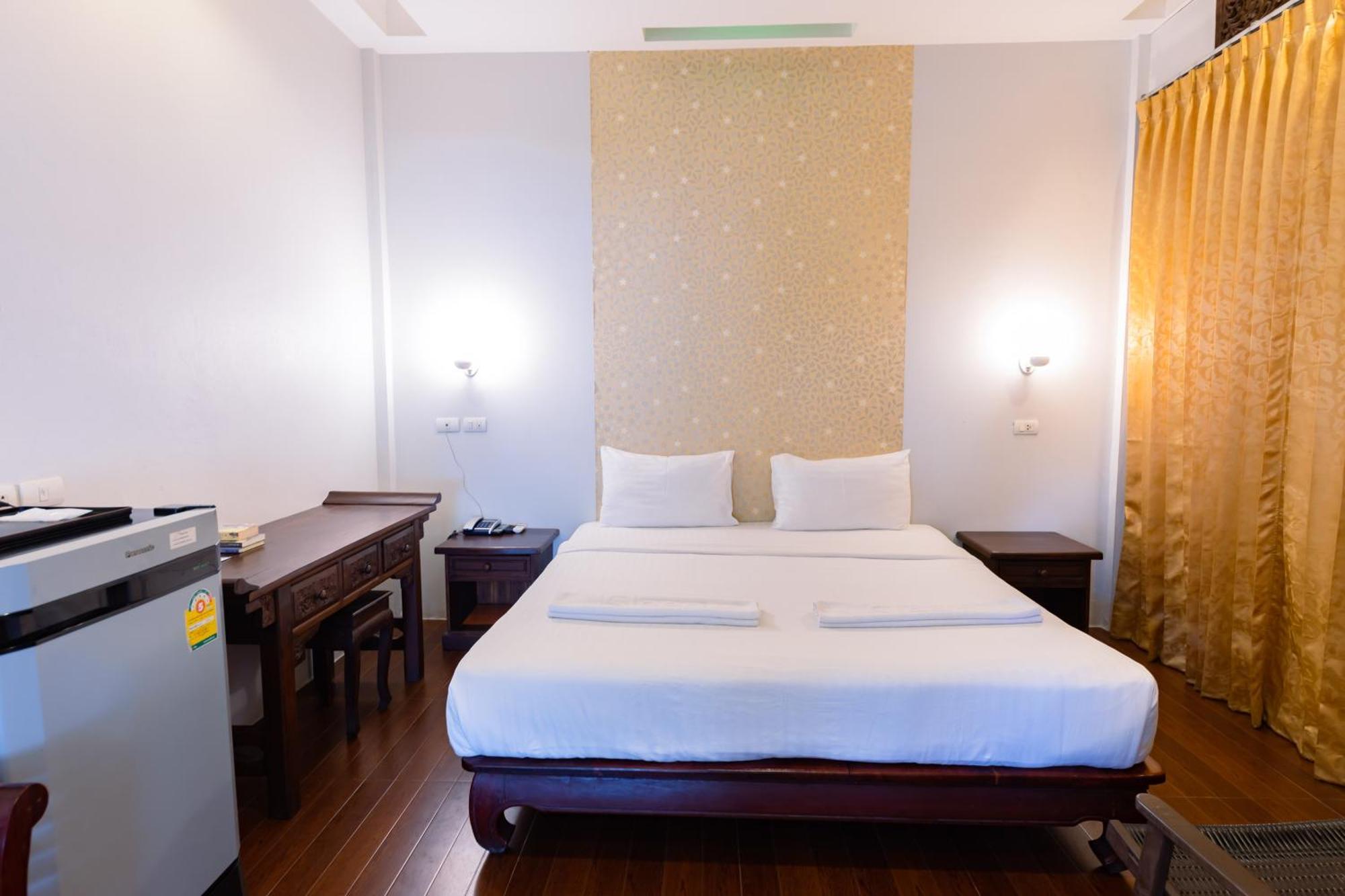 Resort Sleep Hotel - Sha Certified