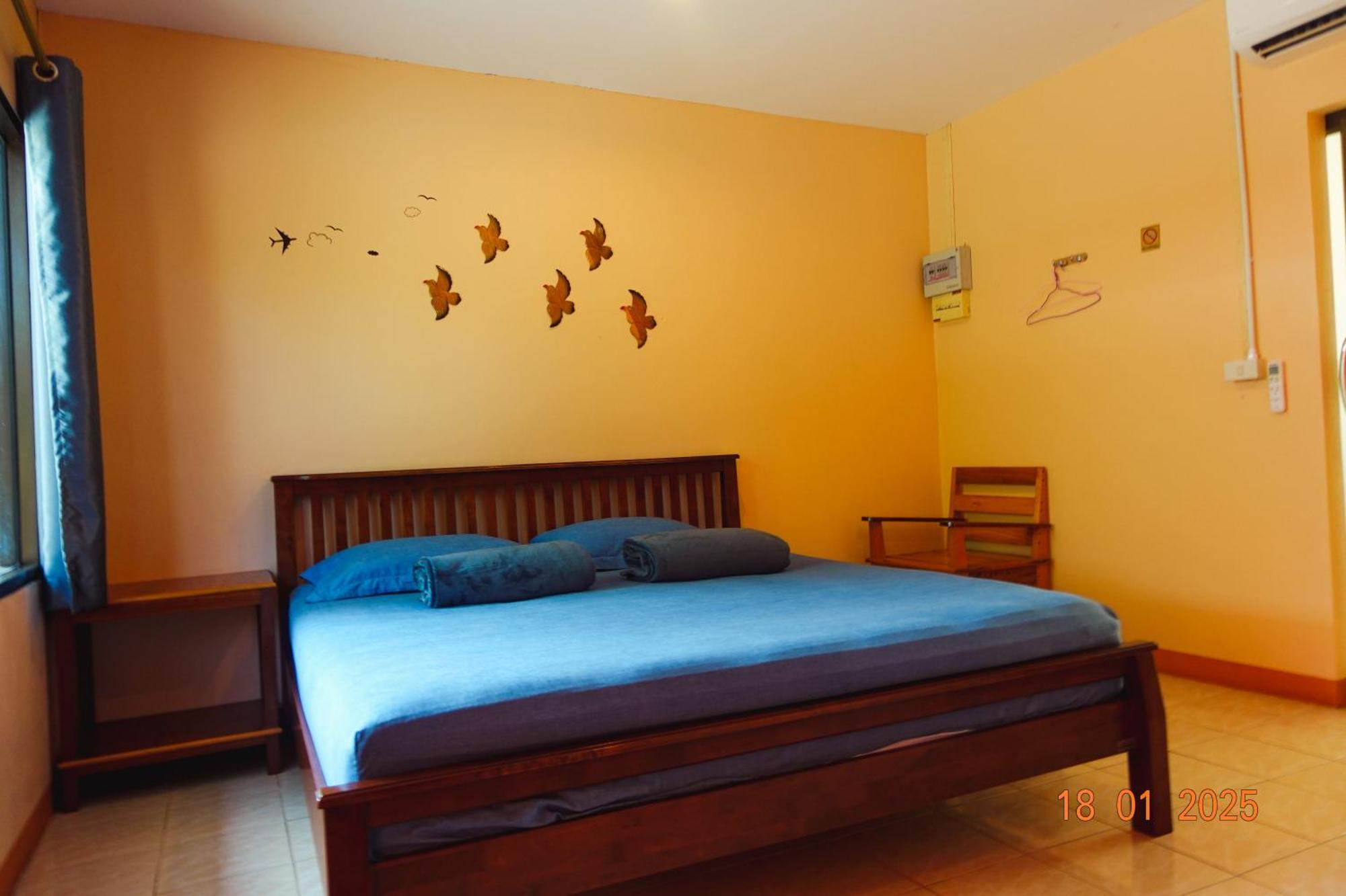 Hostel Subsavet Village Ko Pha Ngan
