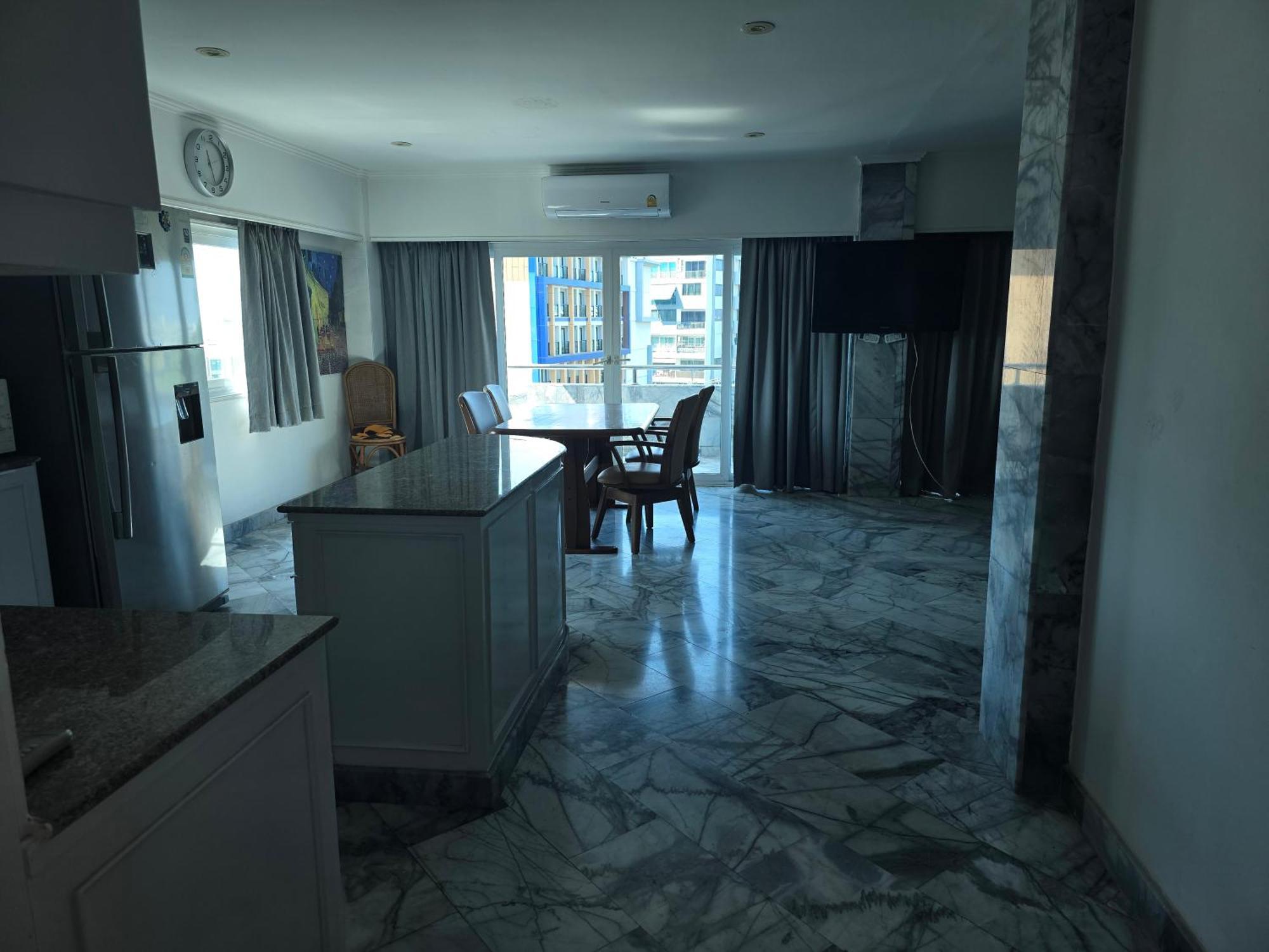 Big Appartment Soi 5