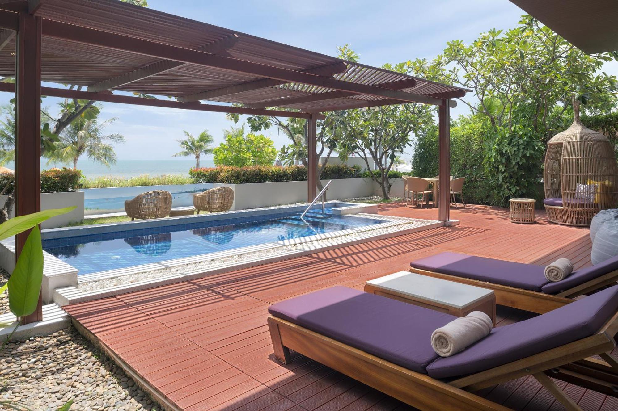 Avani+ Hua Hin Resort Resort 5*