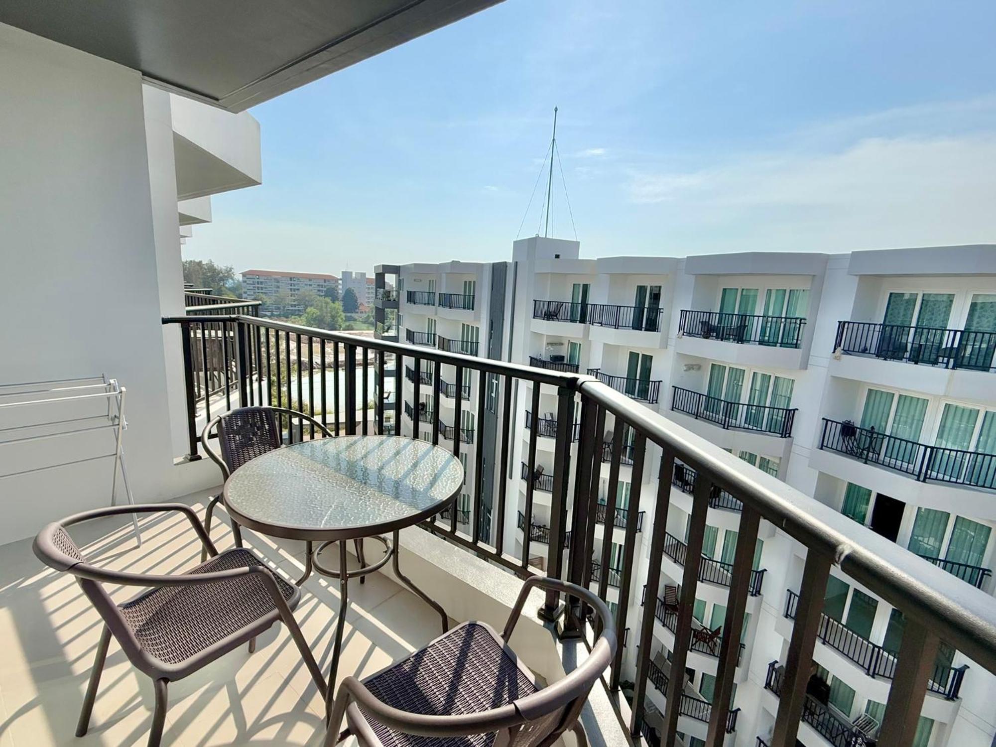 Apartment Mantra 2 - Mae Phim Ban Tha Fat