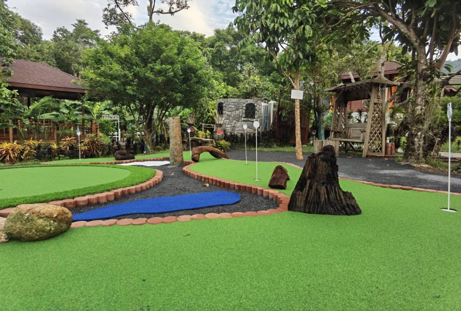 Hotel Cascade Tara