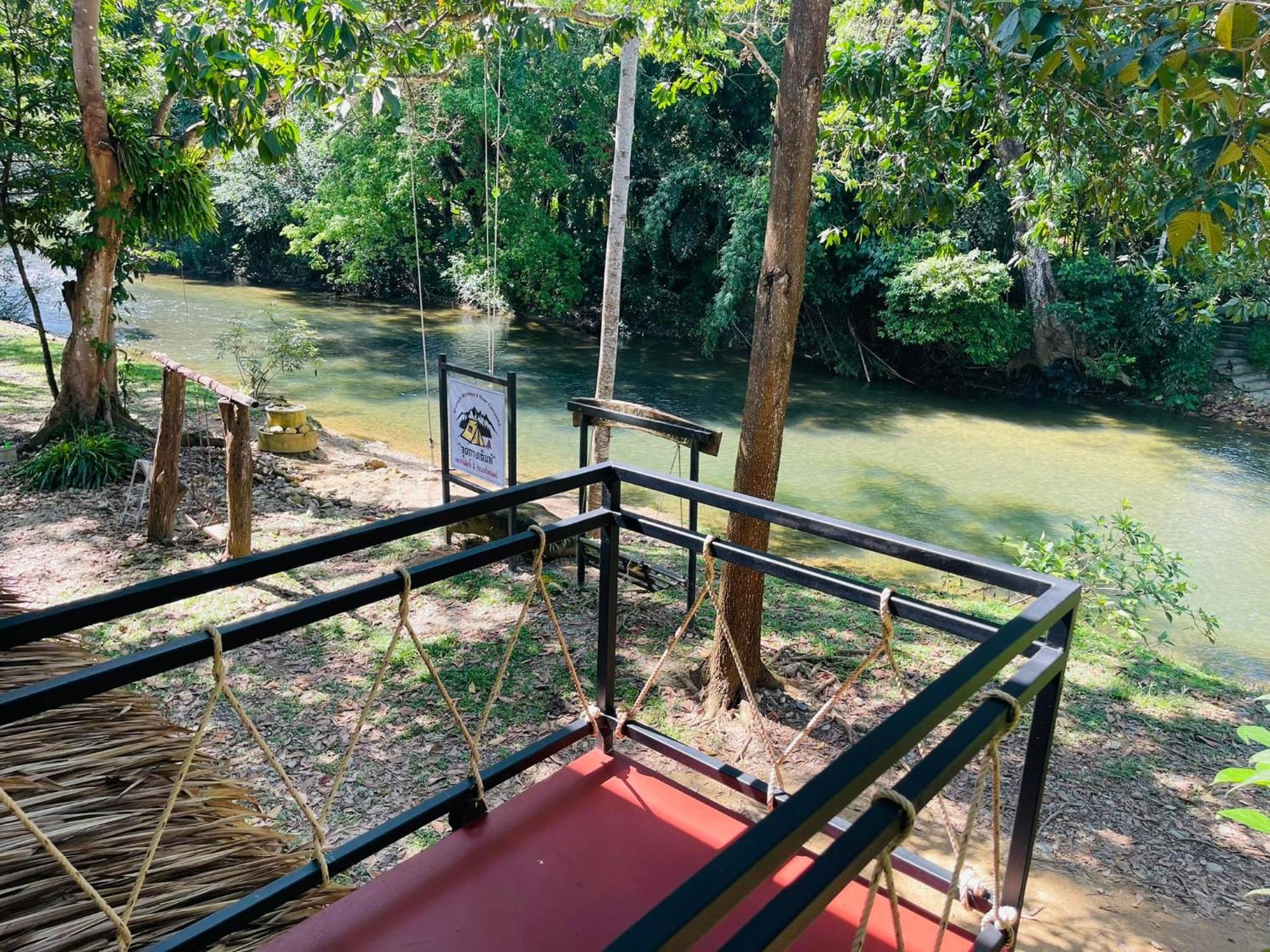 Khaosok Monkeys & River Camps Resort *