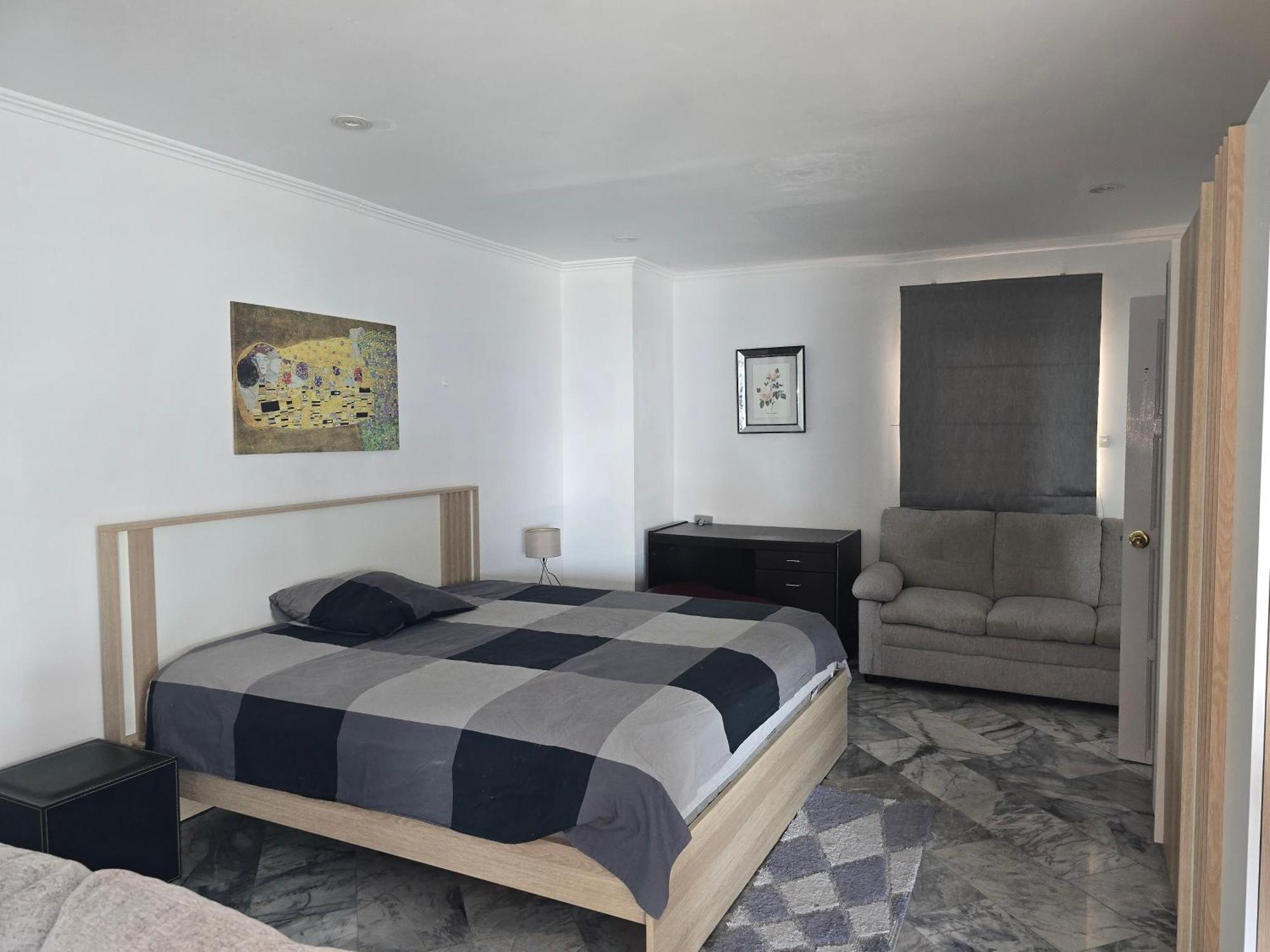 Big Appartment Soi 5 Apartment *