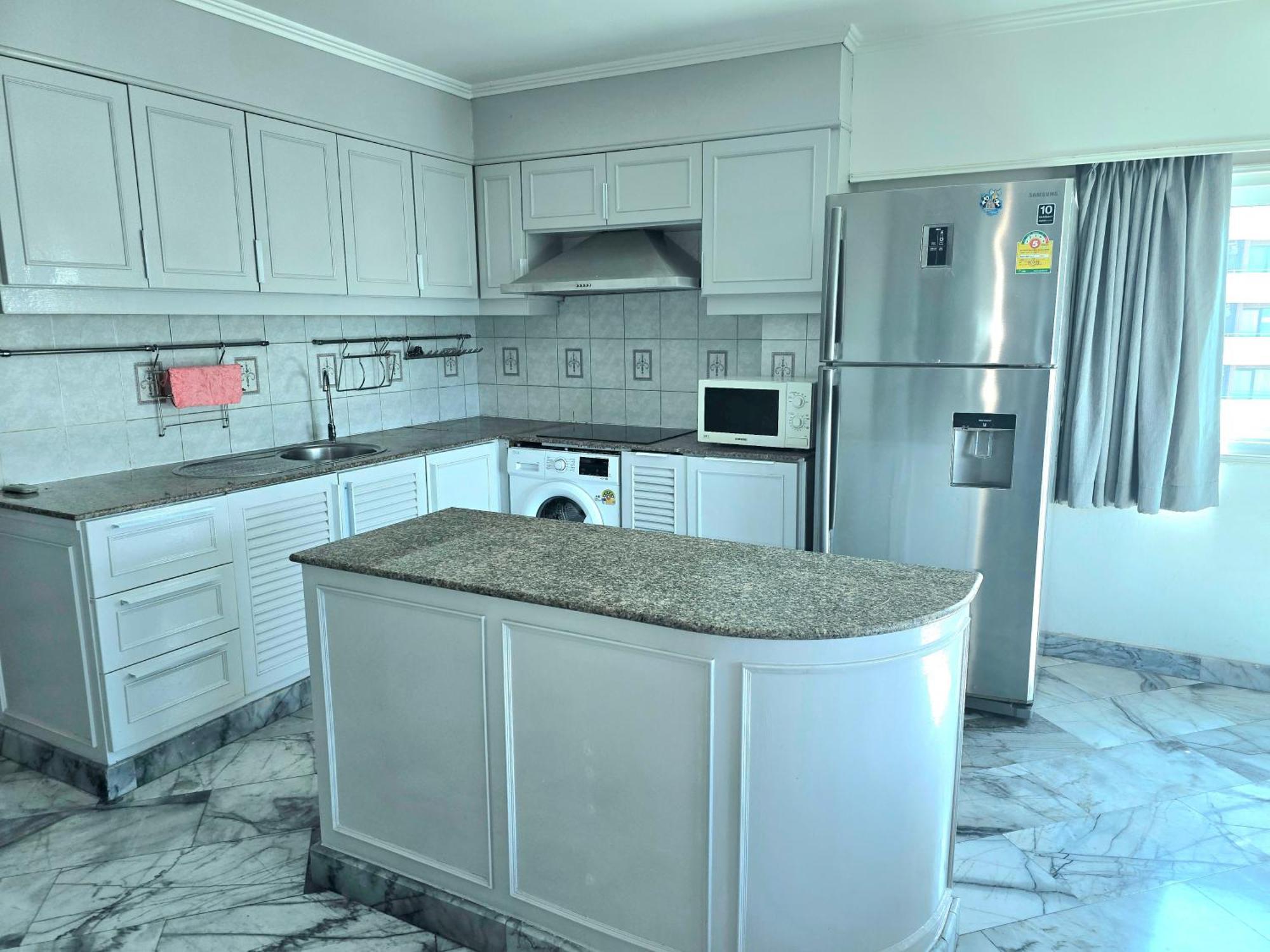 Apartment Big Appartment Soi 5 *
