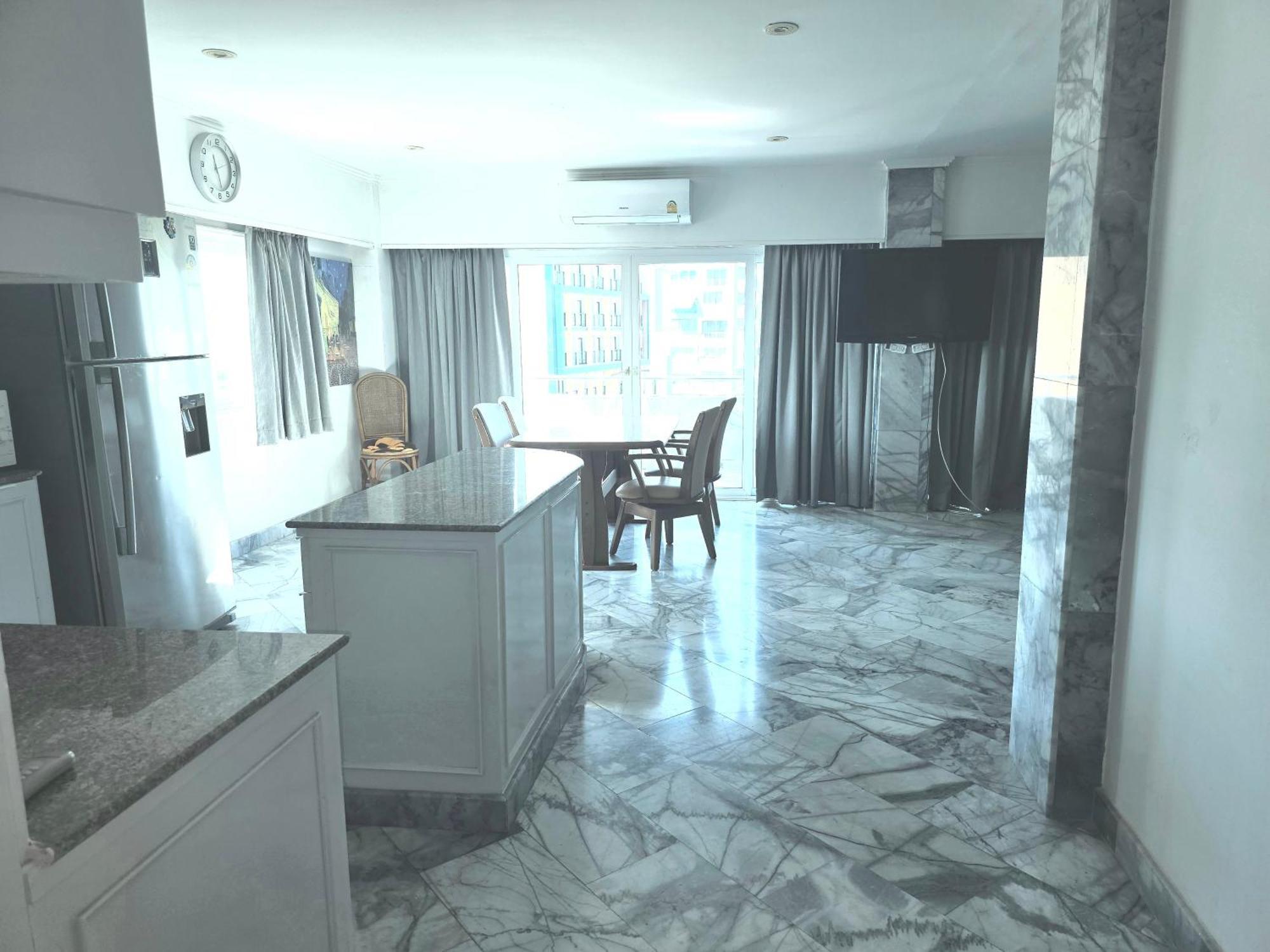 Big Appartment Soi 5 Pattaya