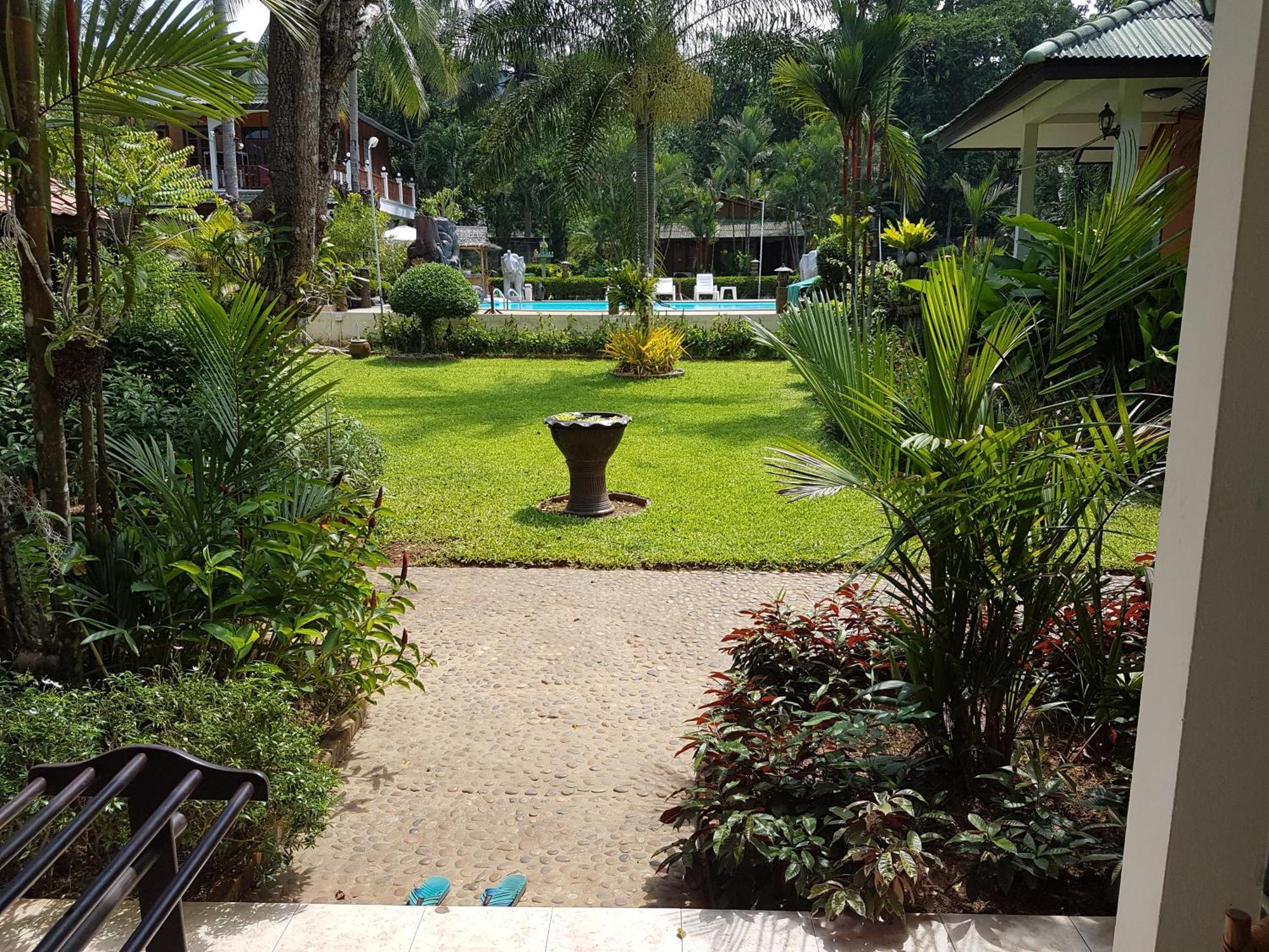 Jungle Village Resort
