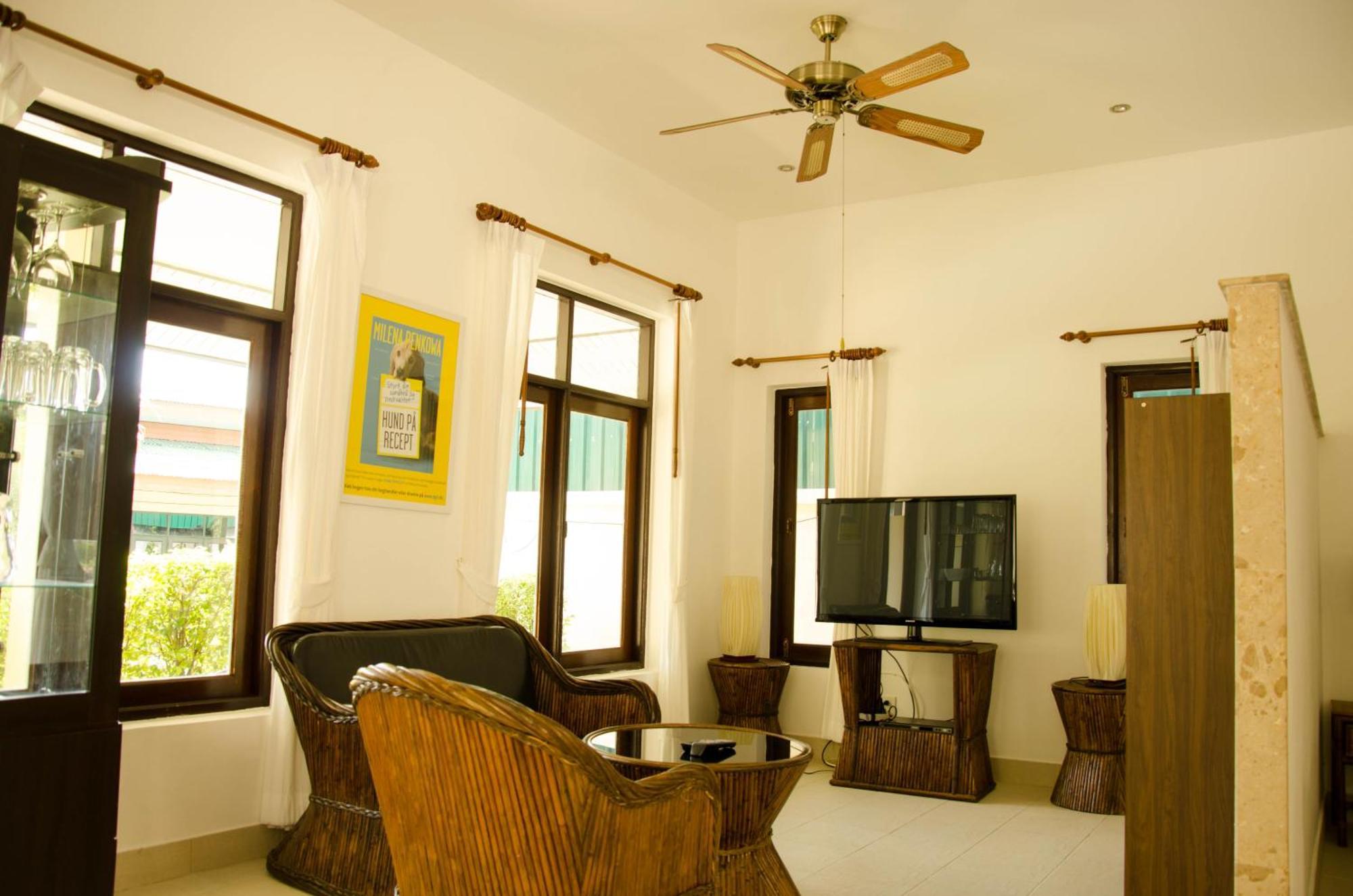 Resort Jungle Village 3*