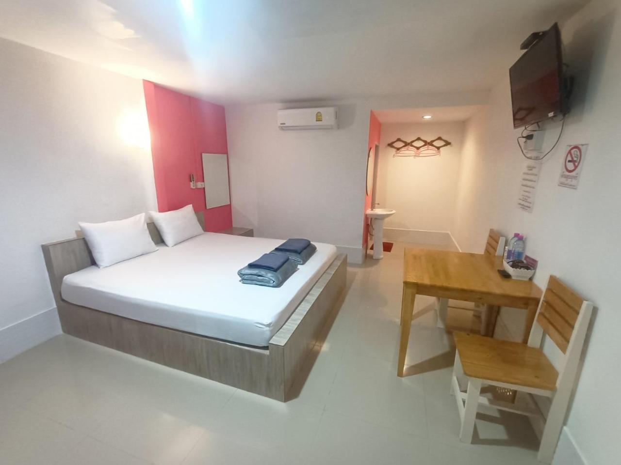 Resort Saan Rak *