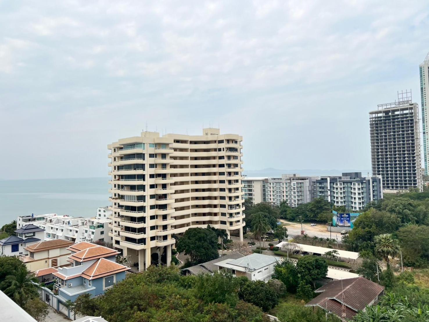 Apartment Veranda Sea View By Thita