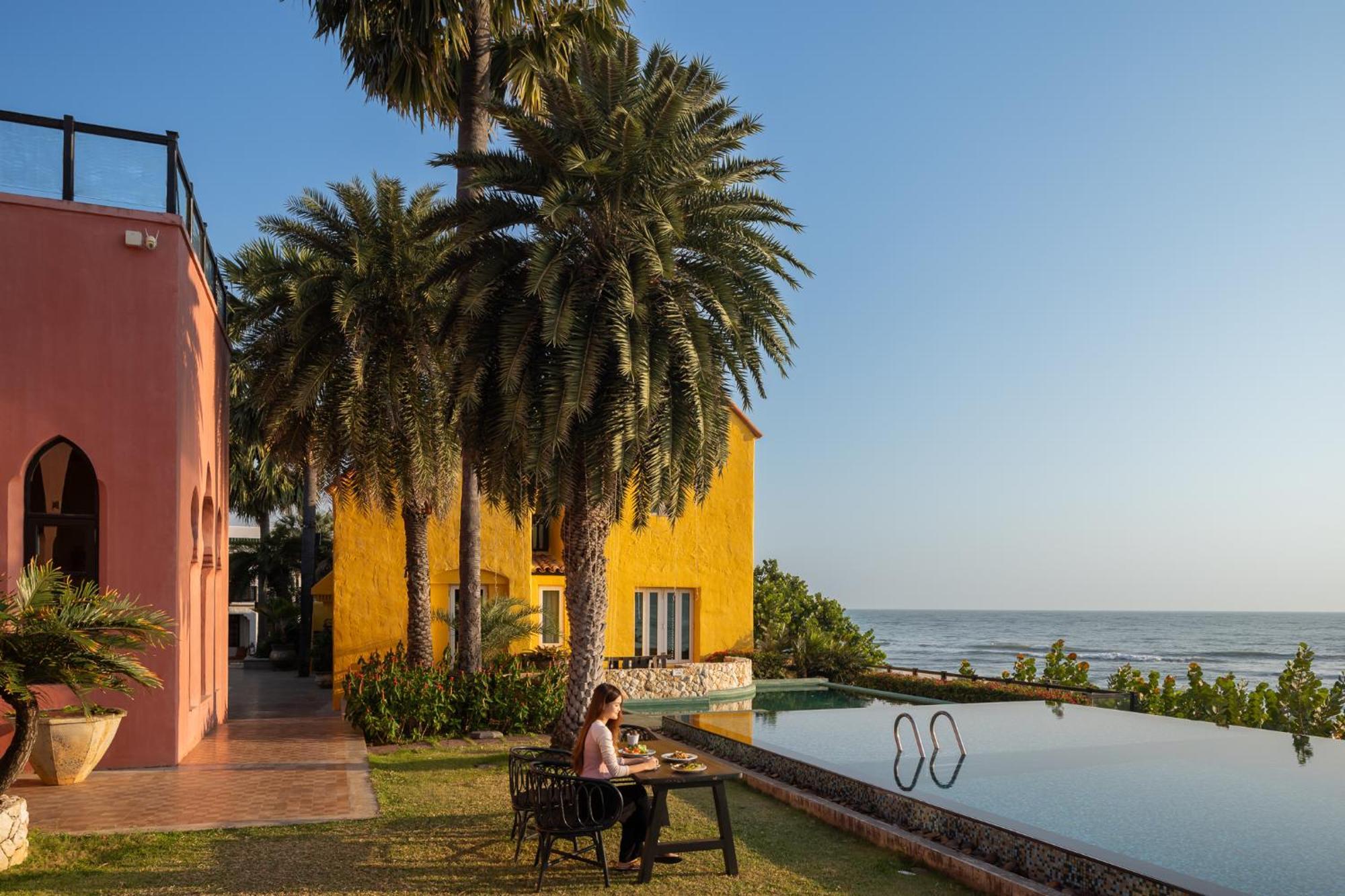 Maroc Resort Pran Buri