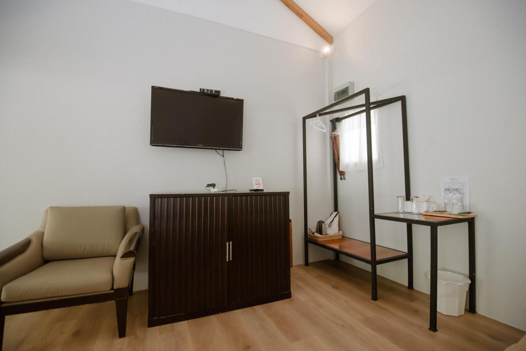 Seashell Village 3* Chao Lao Beach