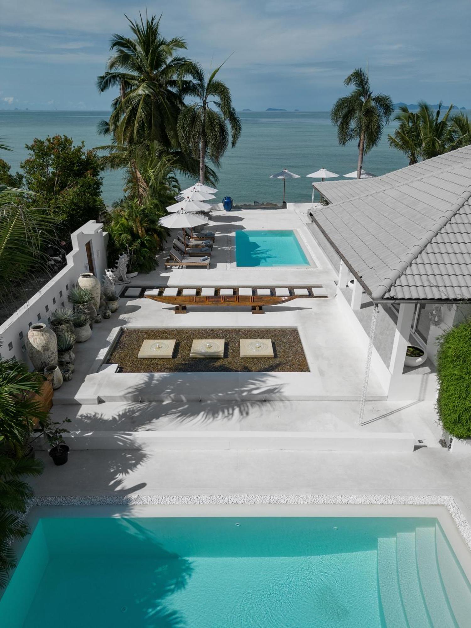 Teri Villa *